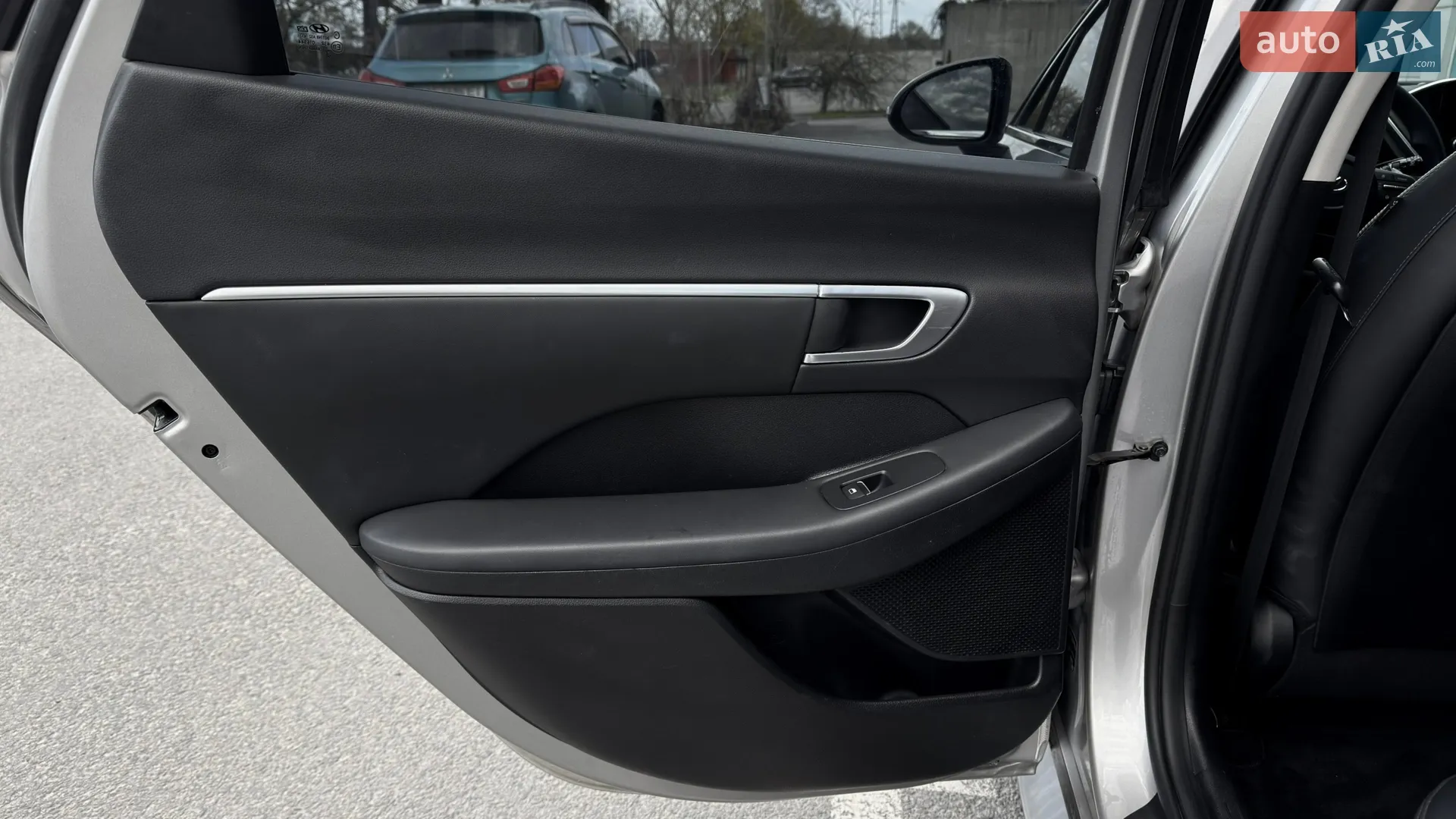 2020 Hyundai Sonata - мініатюра 15