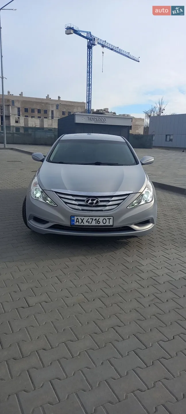 2011 Hyundai Sonata - мініатюра 18