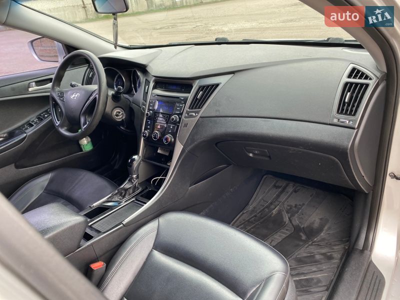 Седан Hyundai Sonata 2014 в Чернигове фото 43 Седан Hyundai Sonata 2014 в Чернигове