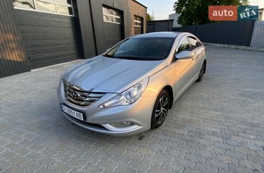 Седан Hyundai Sonata 2011 в Львове