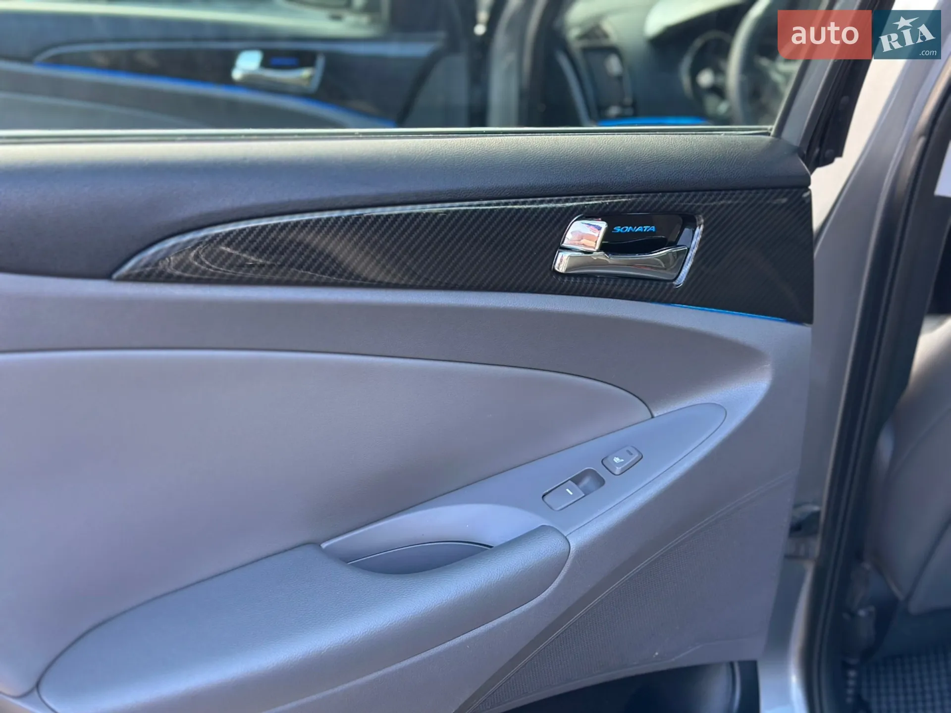2013 Hyundai Sonata - мініатюра 24