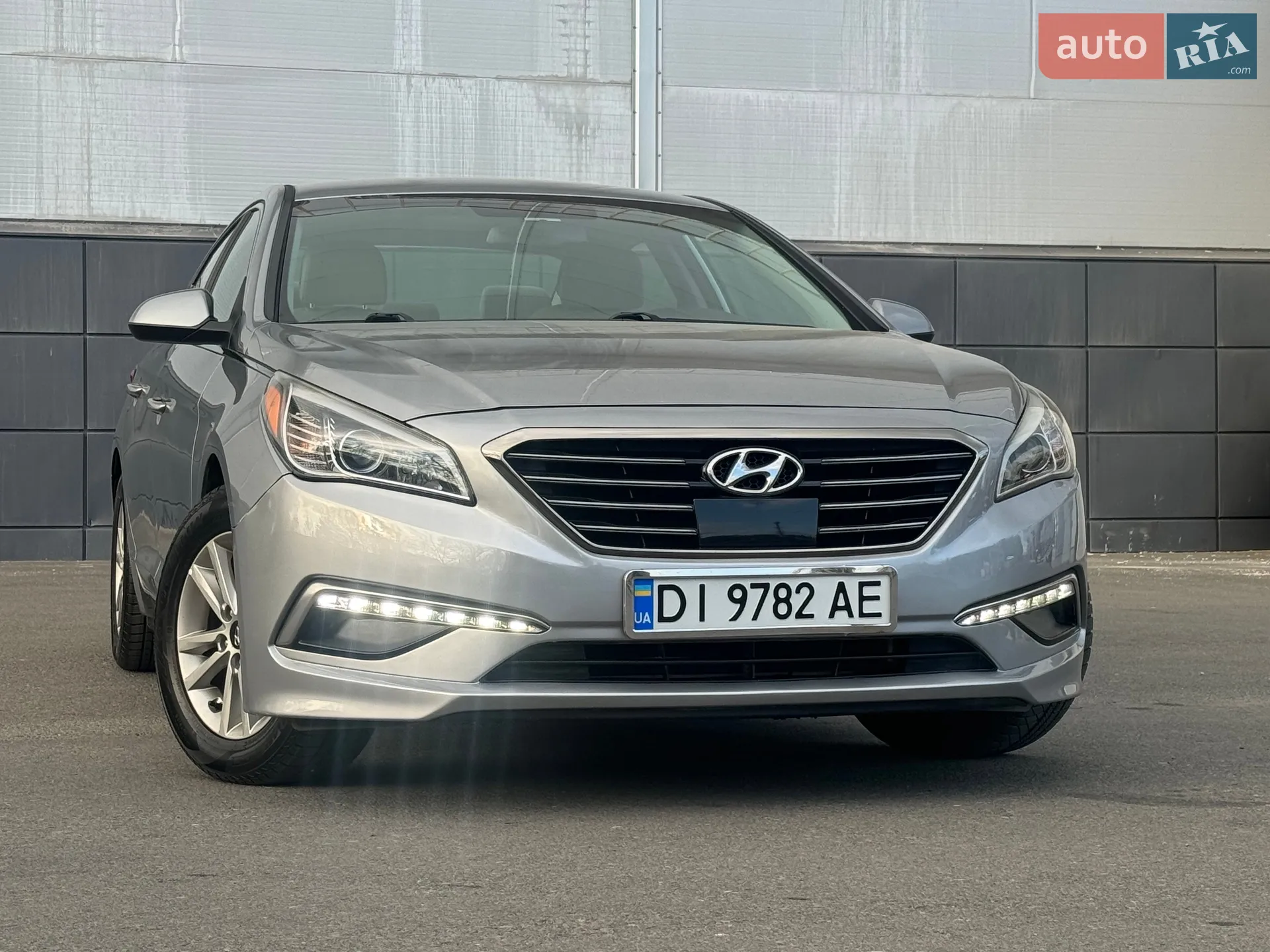 2015 Hyundai Sonata - мініатюра 51