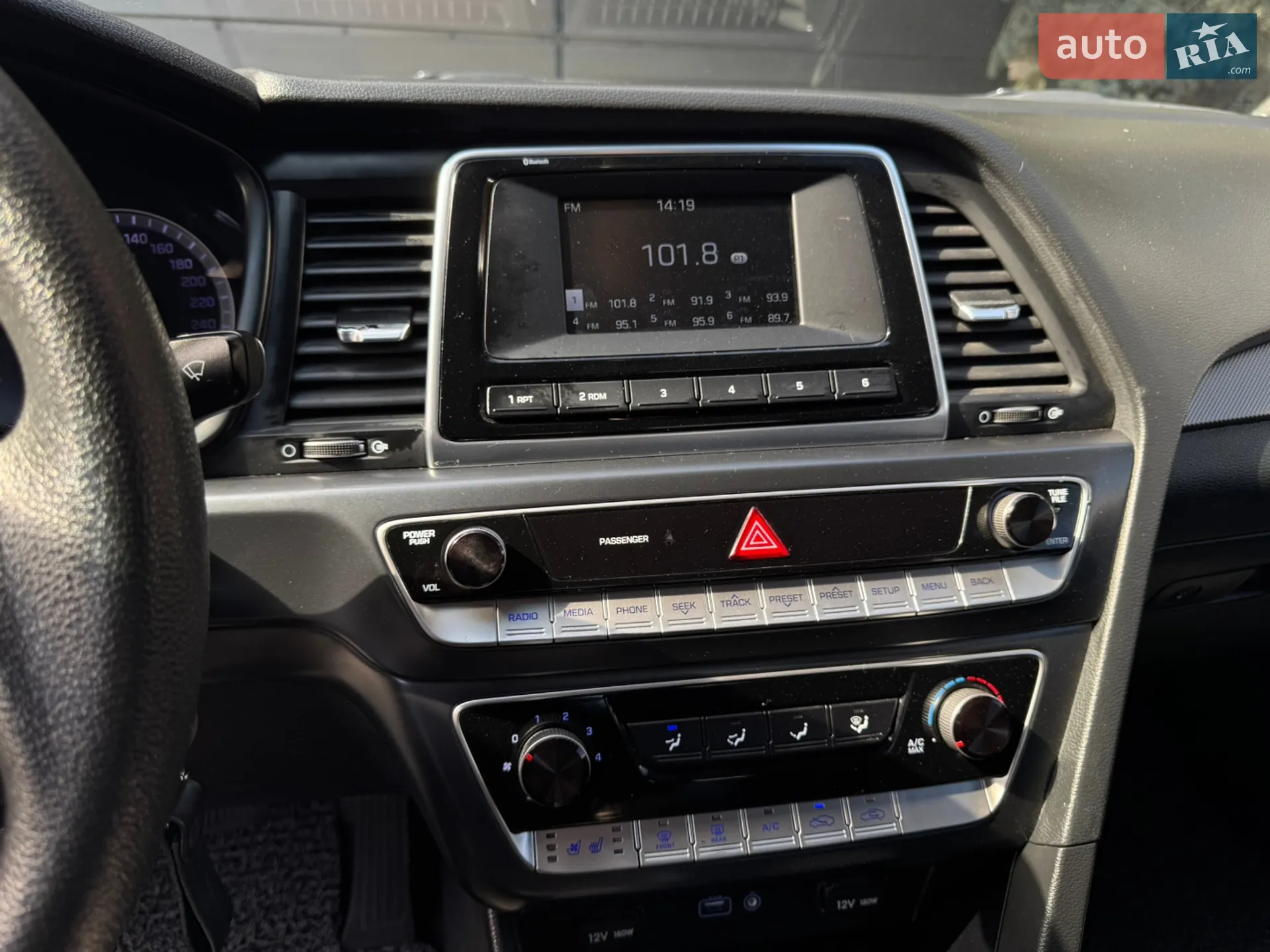 2018 Hyundai Sonata - мініатюра 17