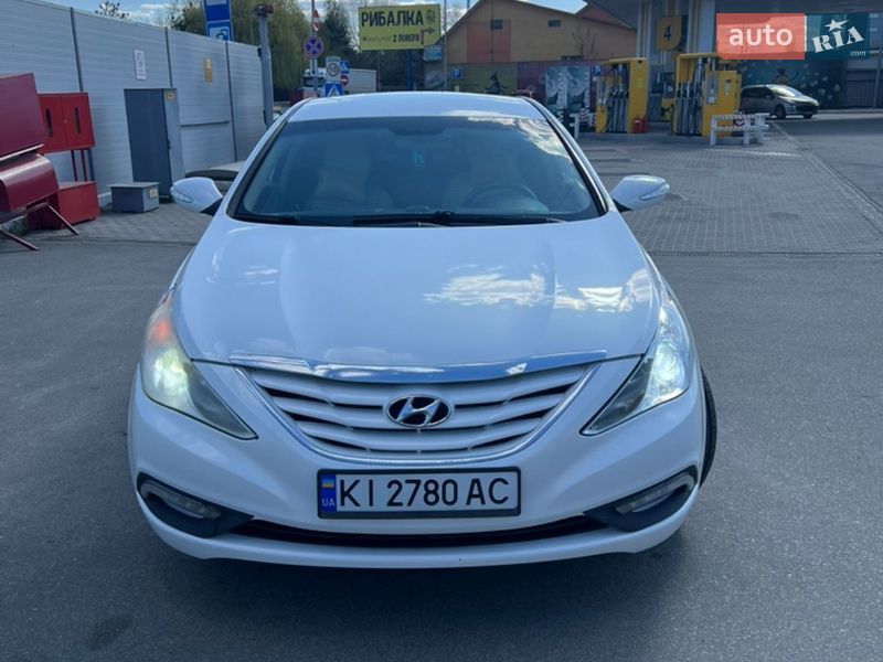 Hyundai Sonata 2013