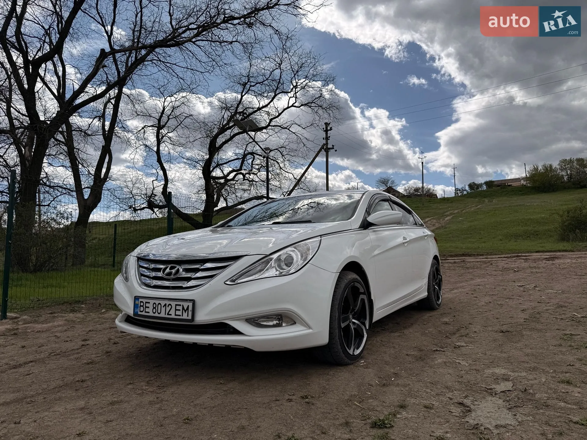 2011 Hyundai Sonata - мініатюра 2