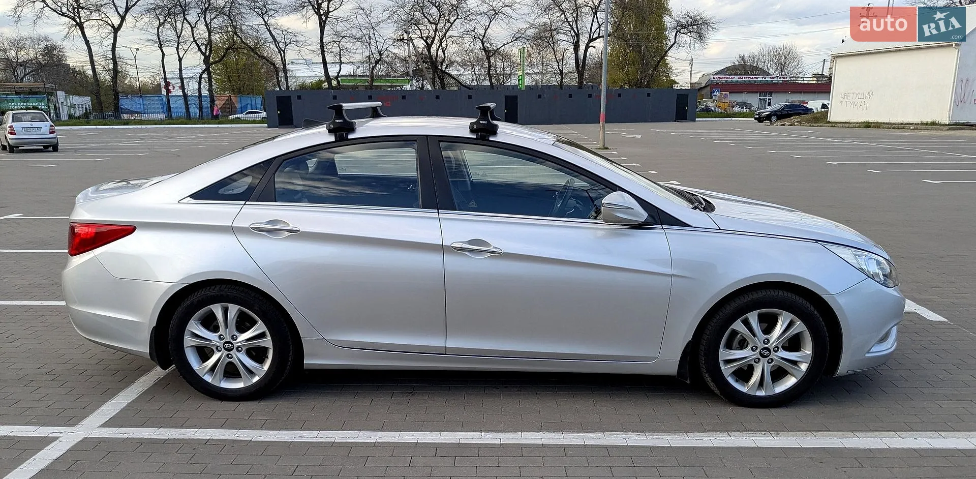 2010 Hyundai Sonata - мініатюра 6