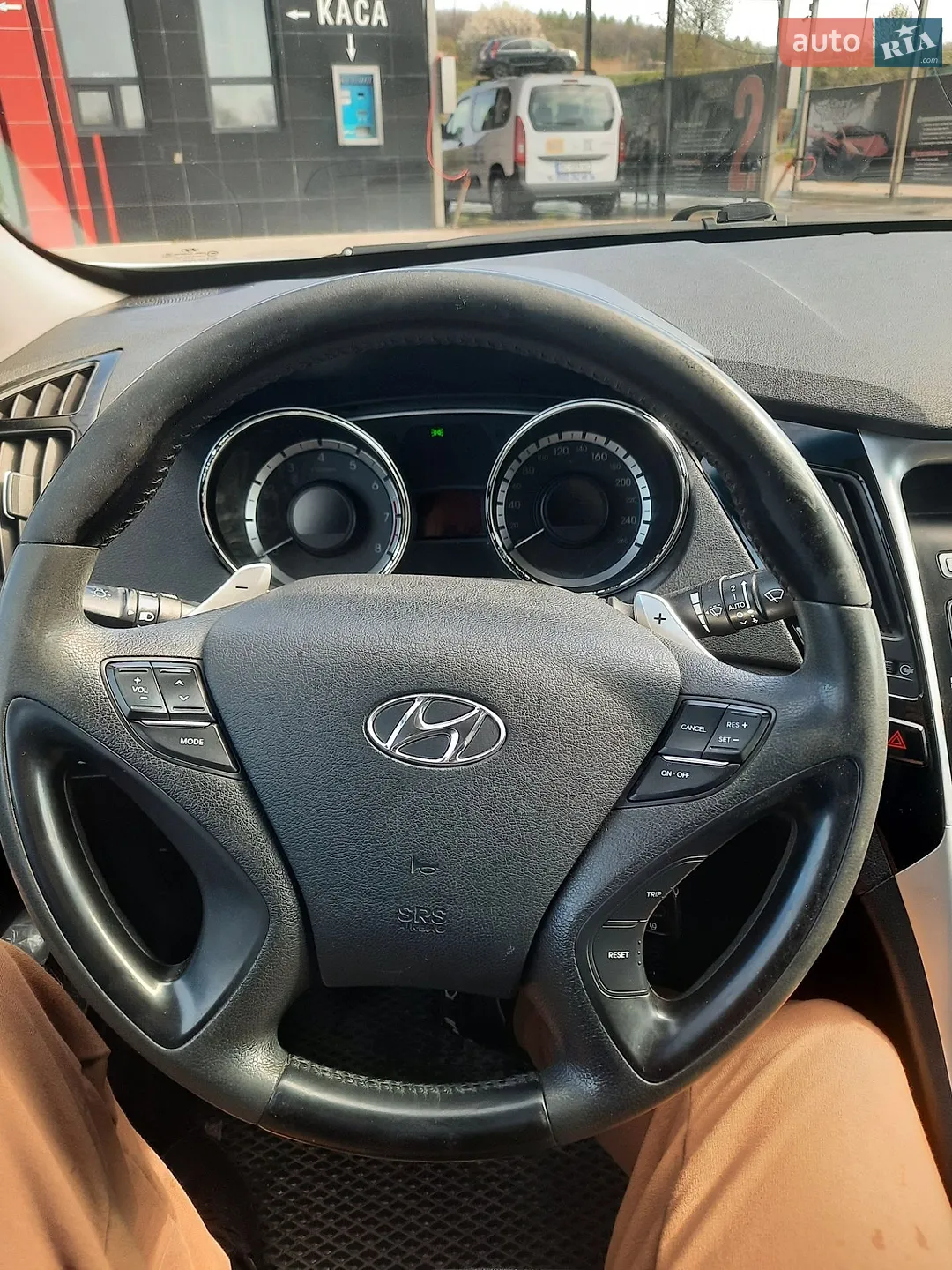 2011 Hyundai Sonata - мініатюра 16