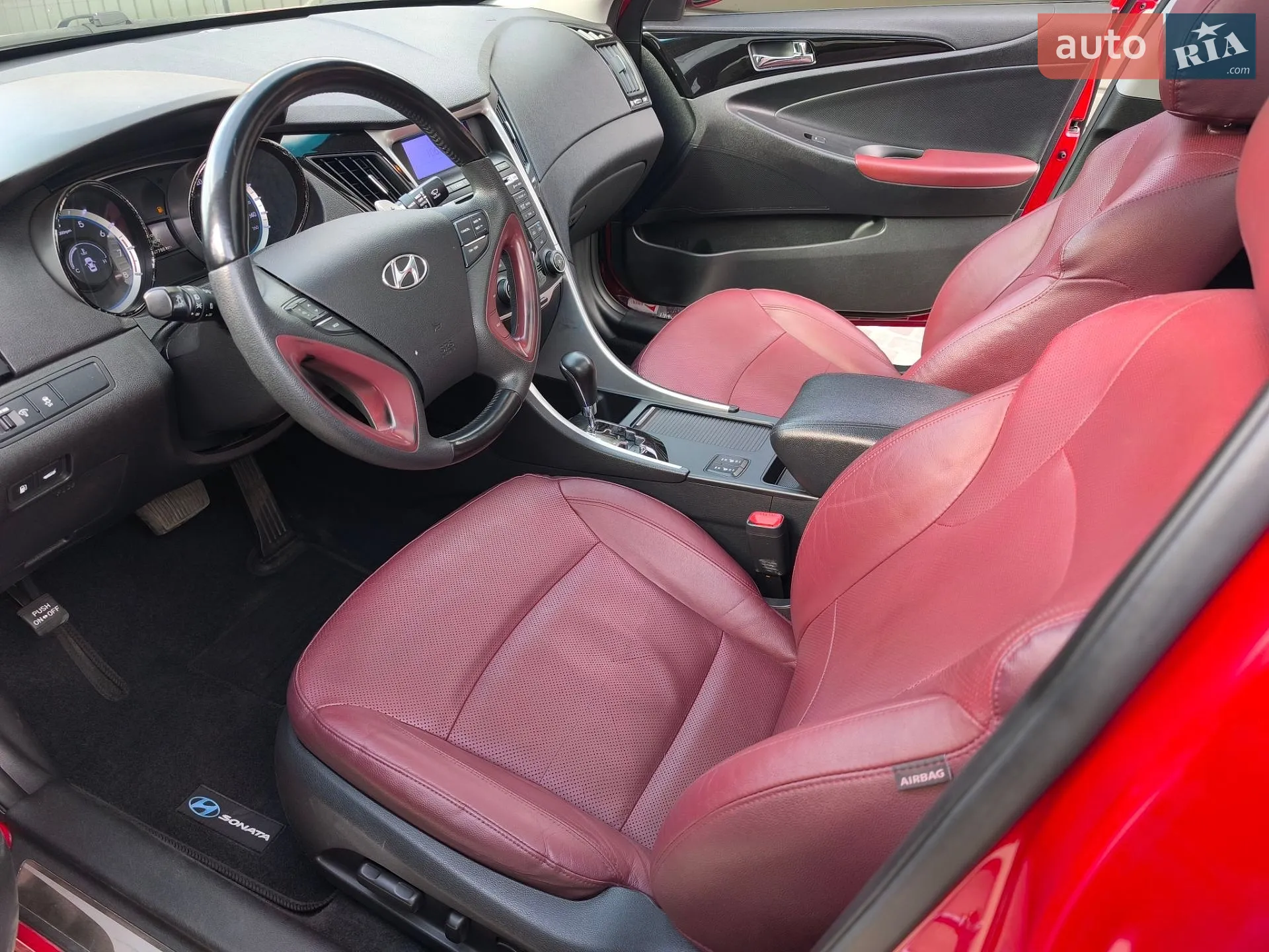 2011 Hyundai Sonata - мініатюра 27