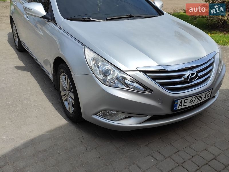 Hyundai Sonata 2013