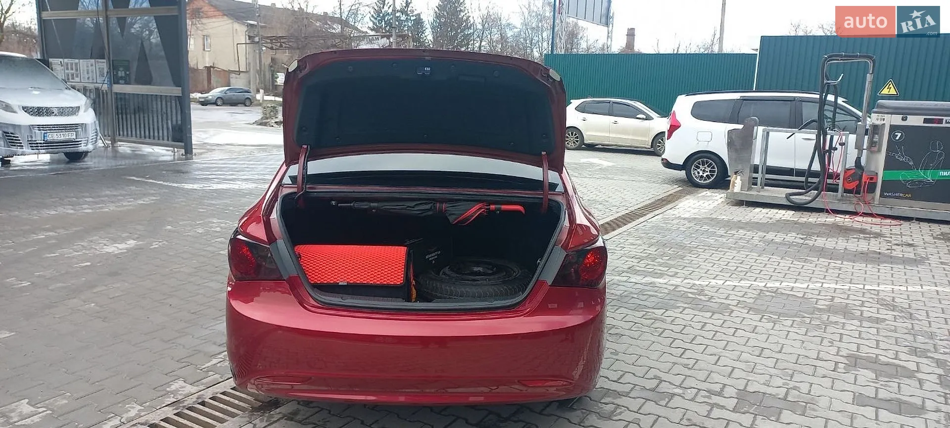 2012 Hyundai Sonata - мініатюра 28