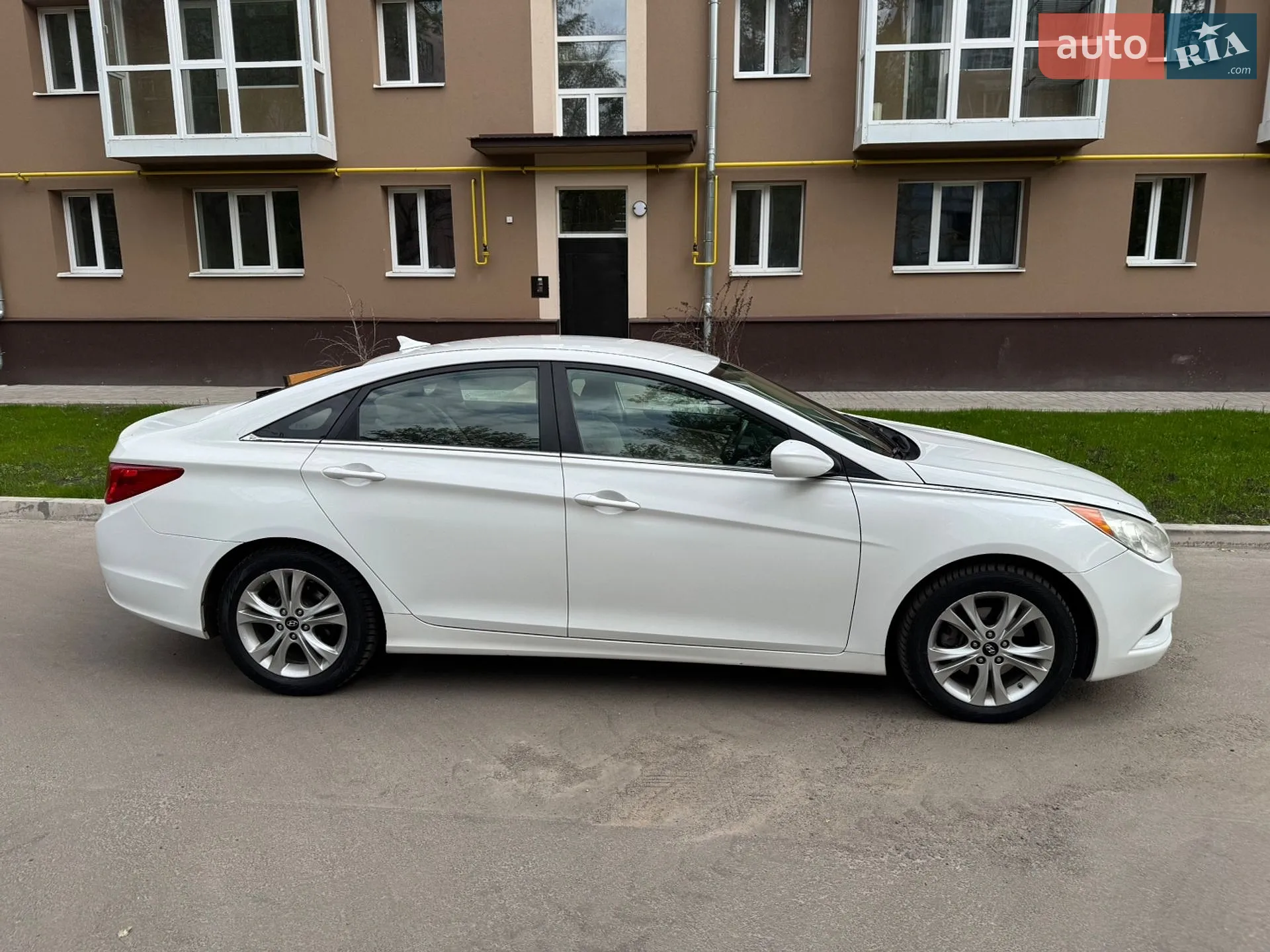 2011 Hyundai Sonata - мініатюра 3