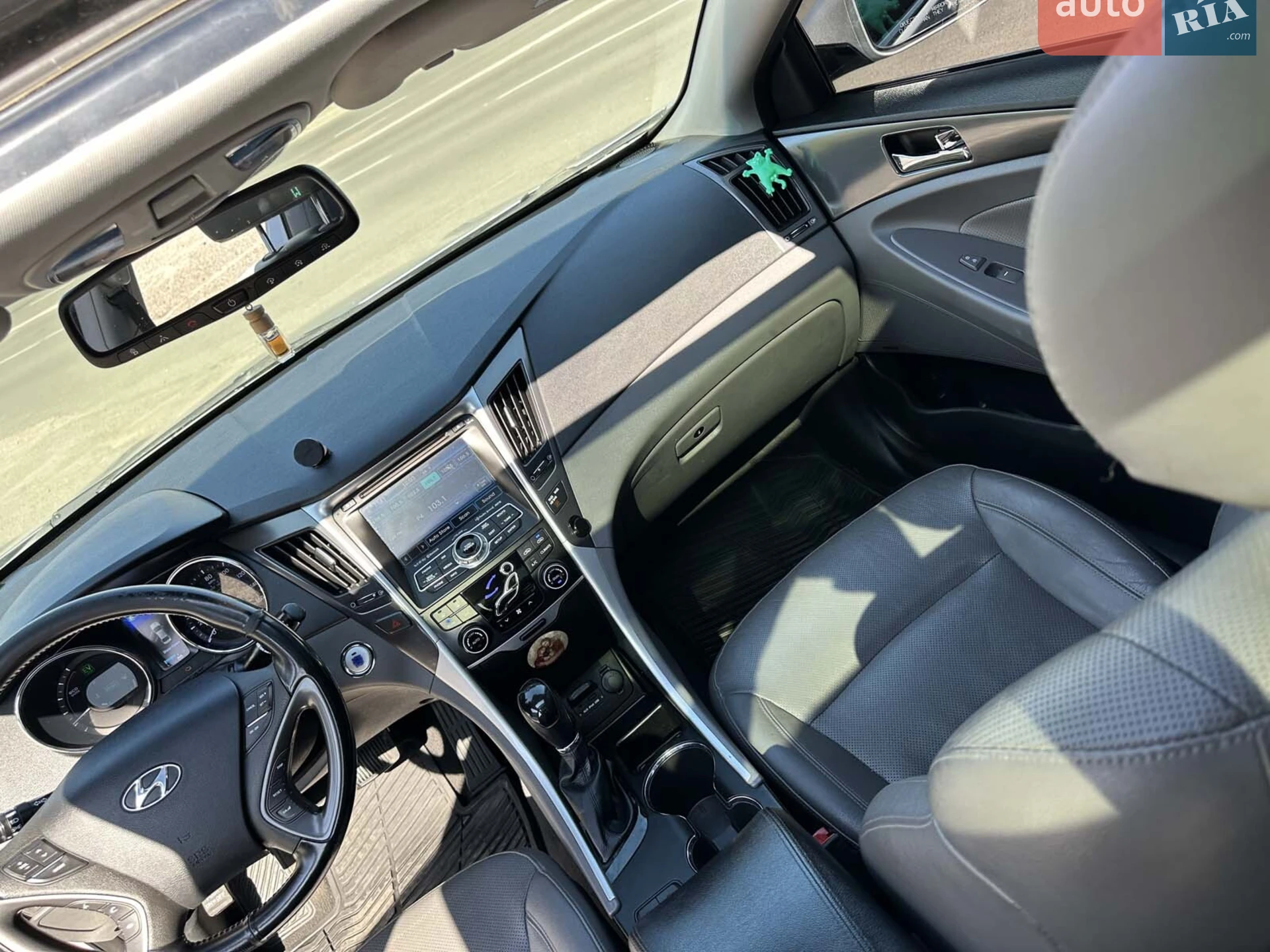 2013 Hyundai Sonata - мініатюра 30