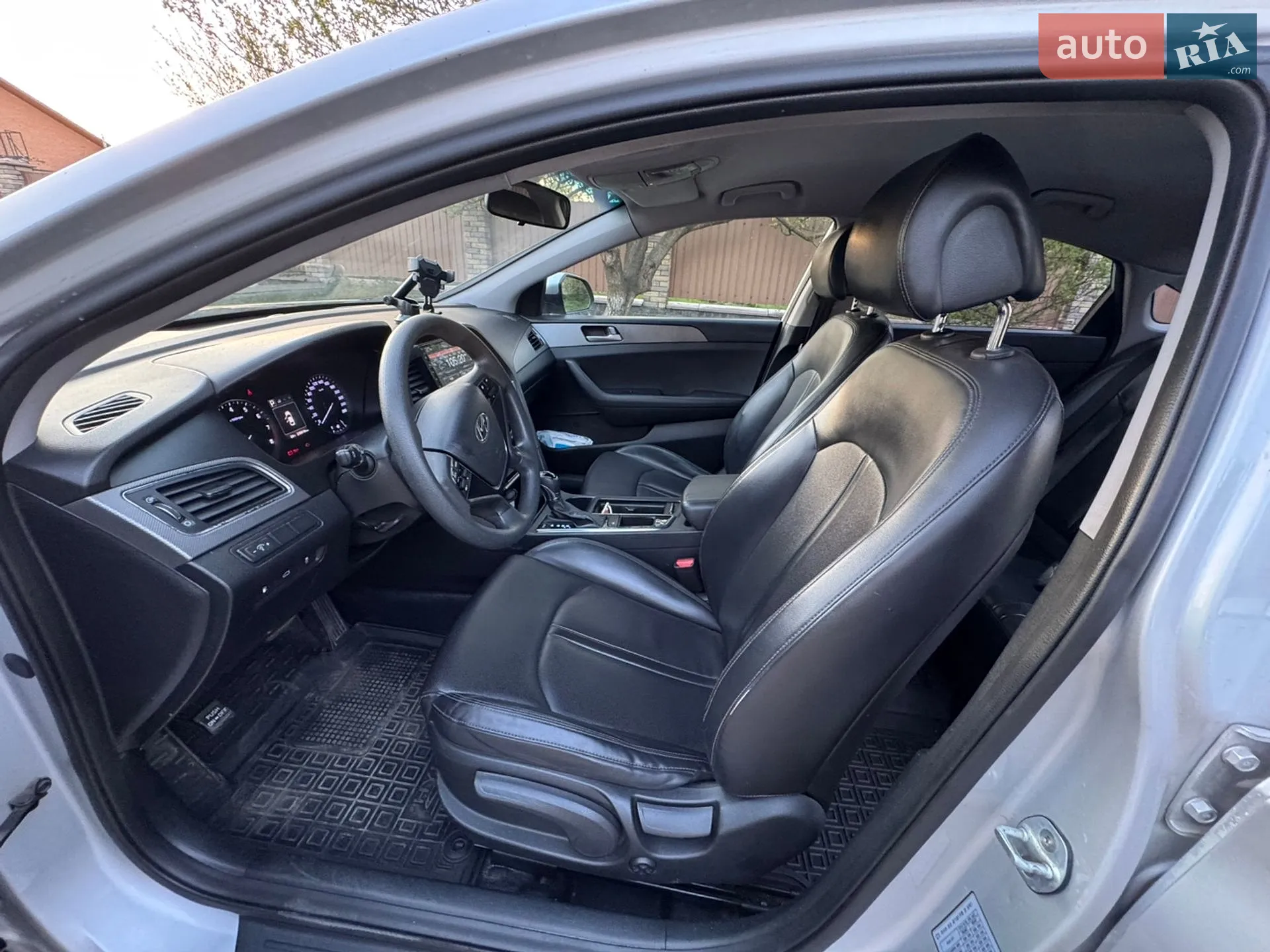 2015 Hyundai Sonata - мініатюра 16
