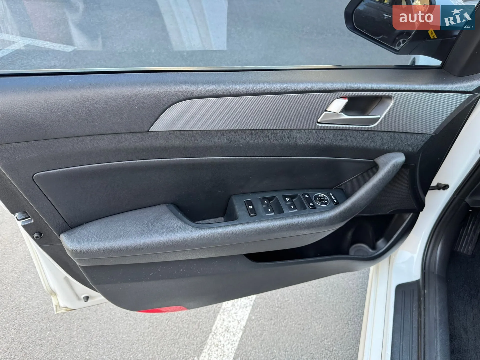 2018 Hyundai Sonata - мініатюра 17