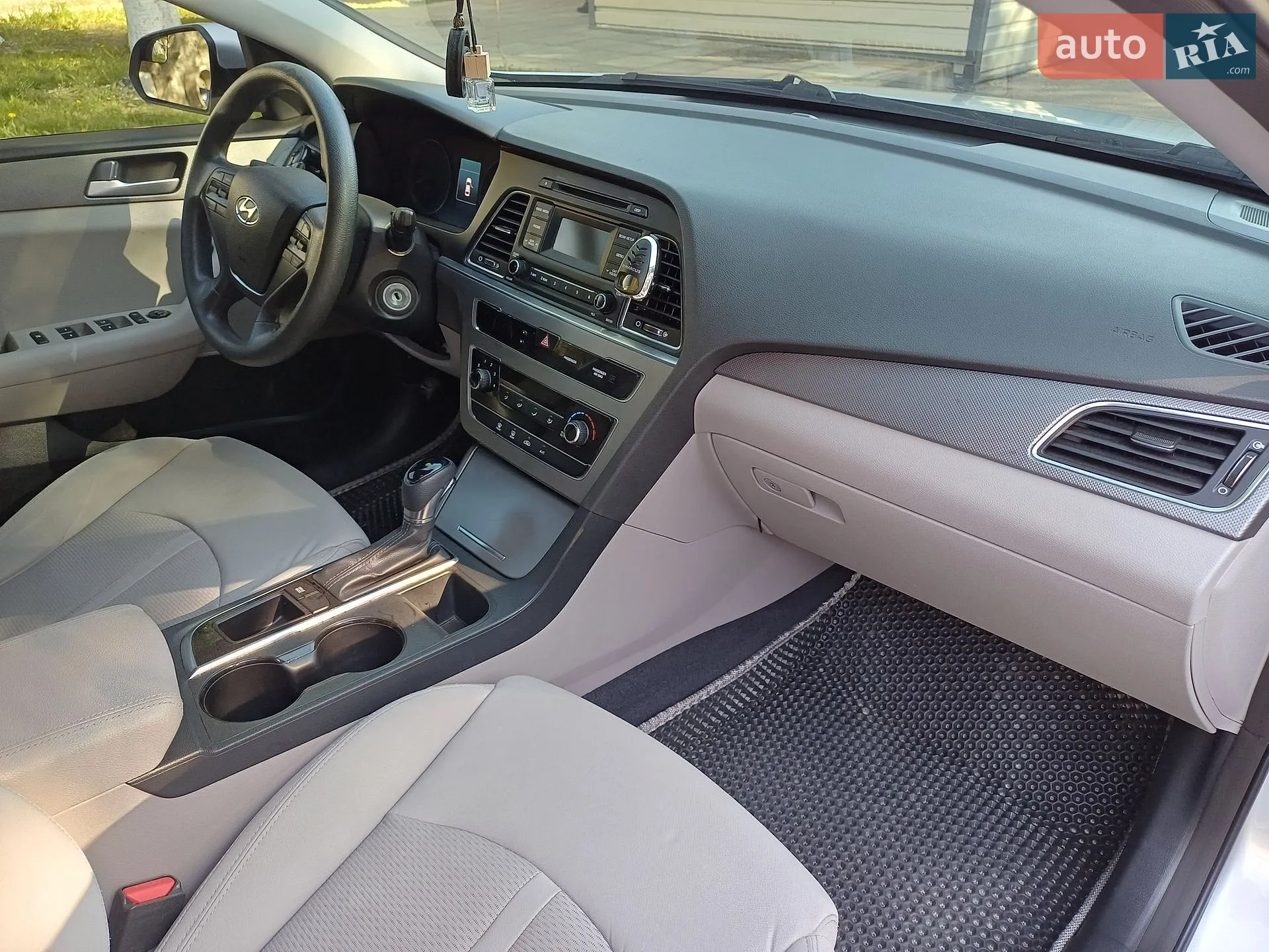 2015 Hyundai Sonata - мініатюра 30