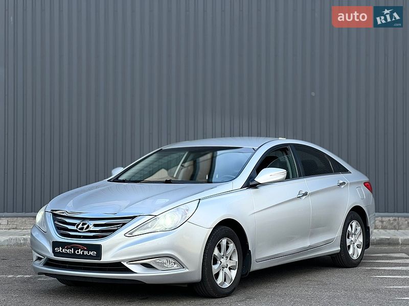 Hyundai Sonata 2013