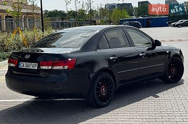 Седан Hyundai Sonata 2006 в Киеве