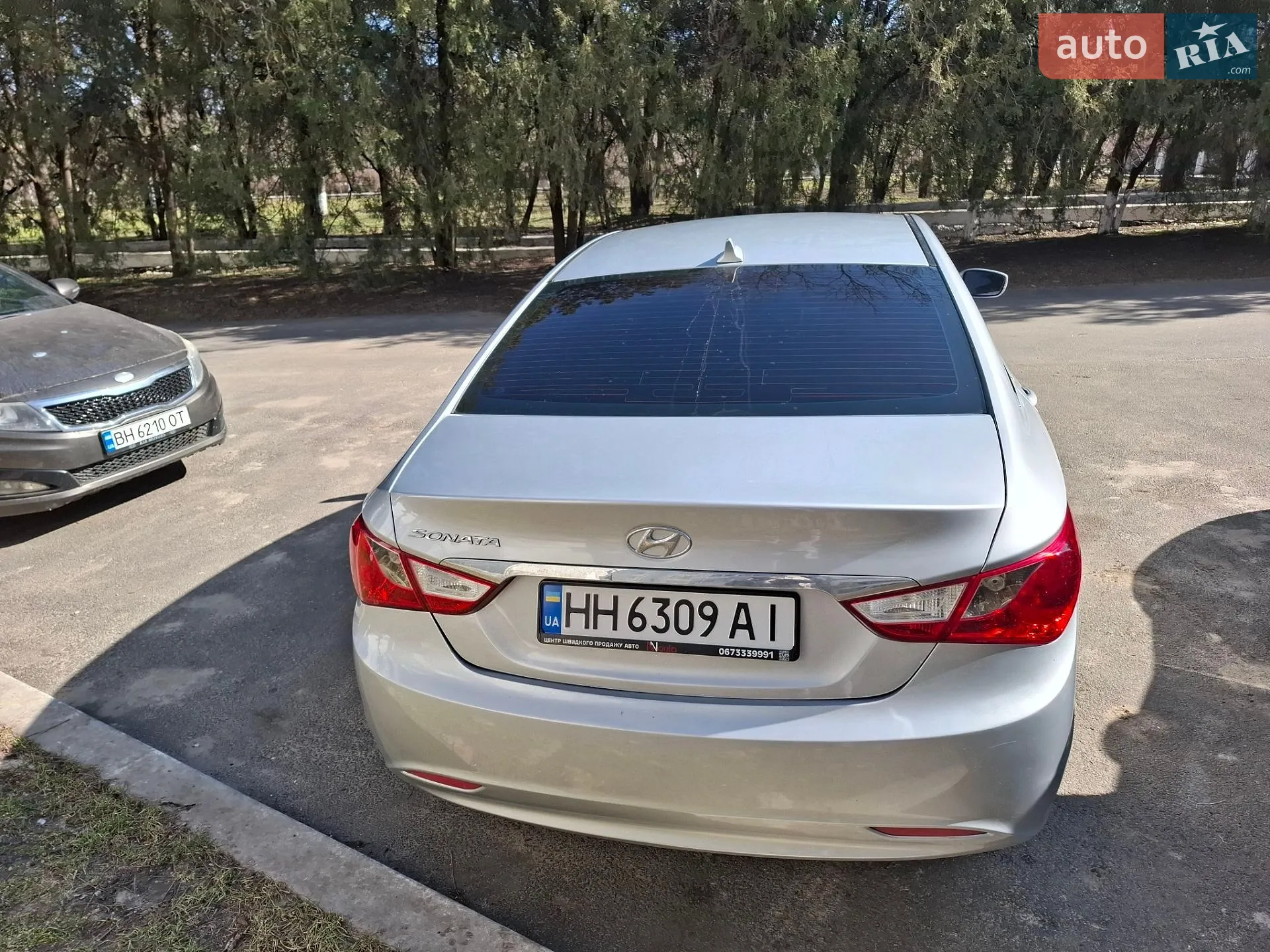 2010 Hyundai Sonata - мініатюра 5