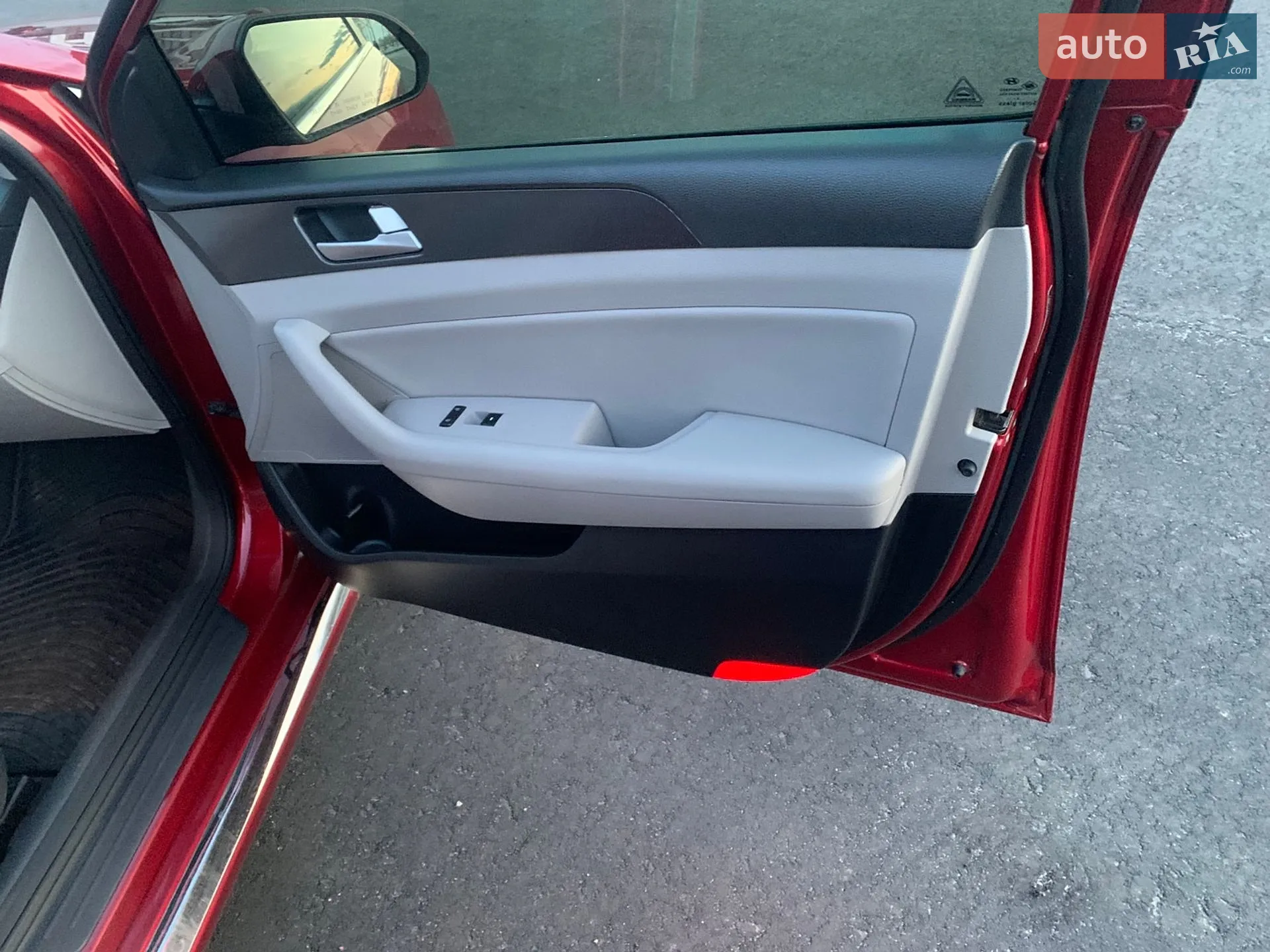 2015 Hyundai Sonata - мініатюра 16