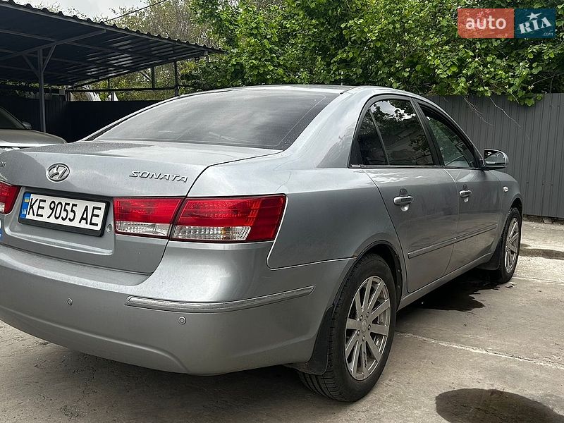 Седан Hyundai Sonata 2008 в Новомосковске