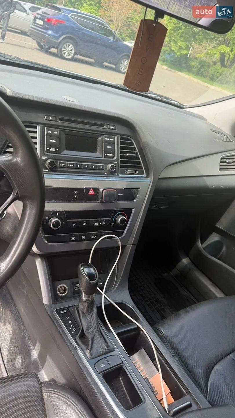 2017 Hyundai Sonata - мініатюра 13