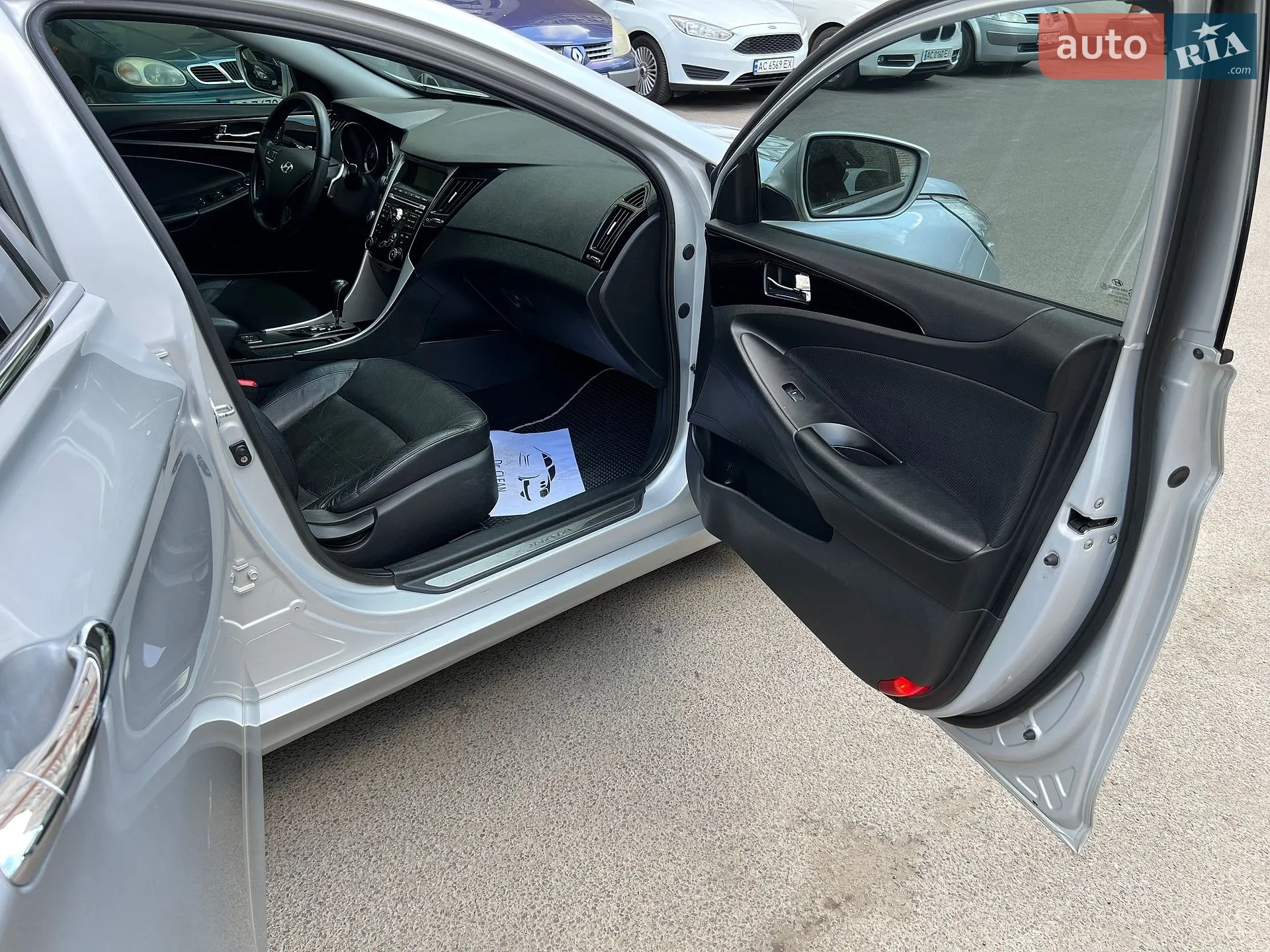 2011 Hyundai Sonata - мініатюра 23