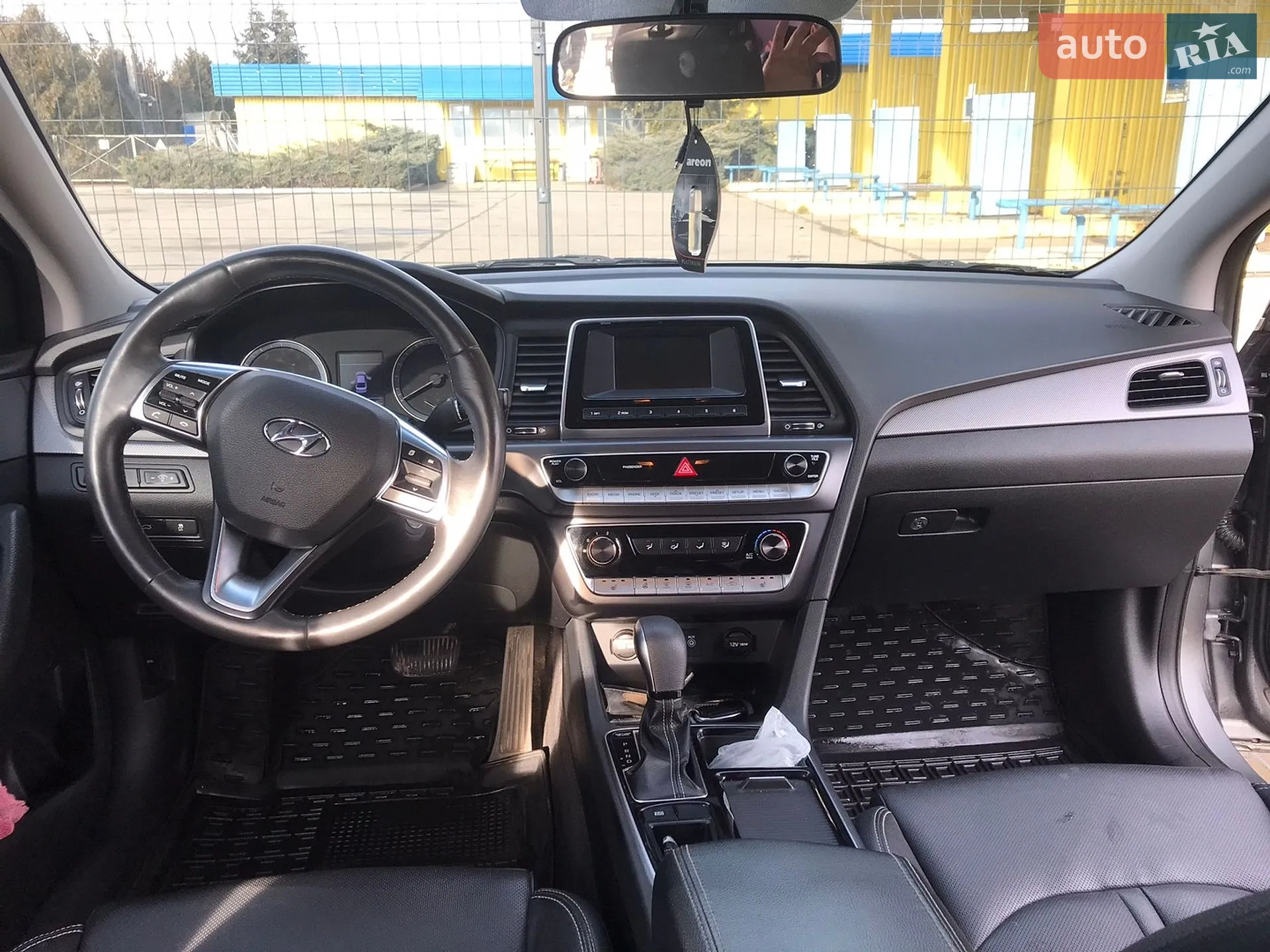 2017 Hyundai Sonata - мініатюра 64