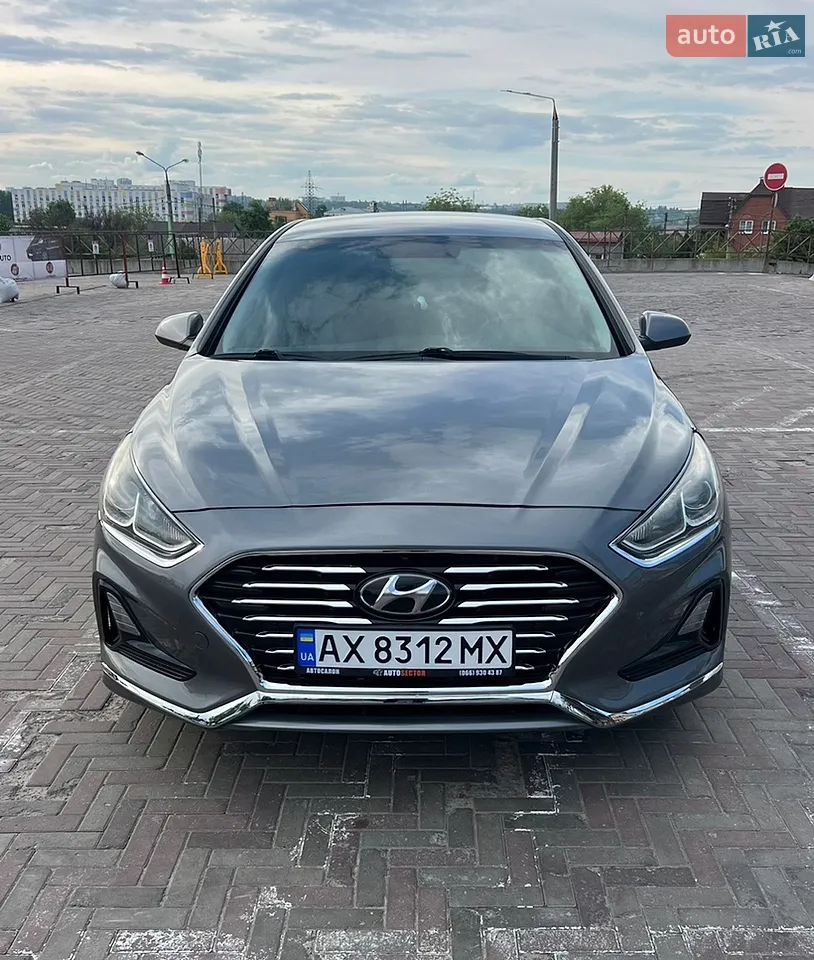 2017 Hyundai Sonata - мініатюра 19