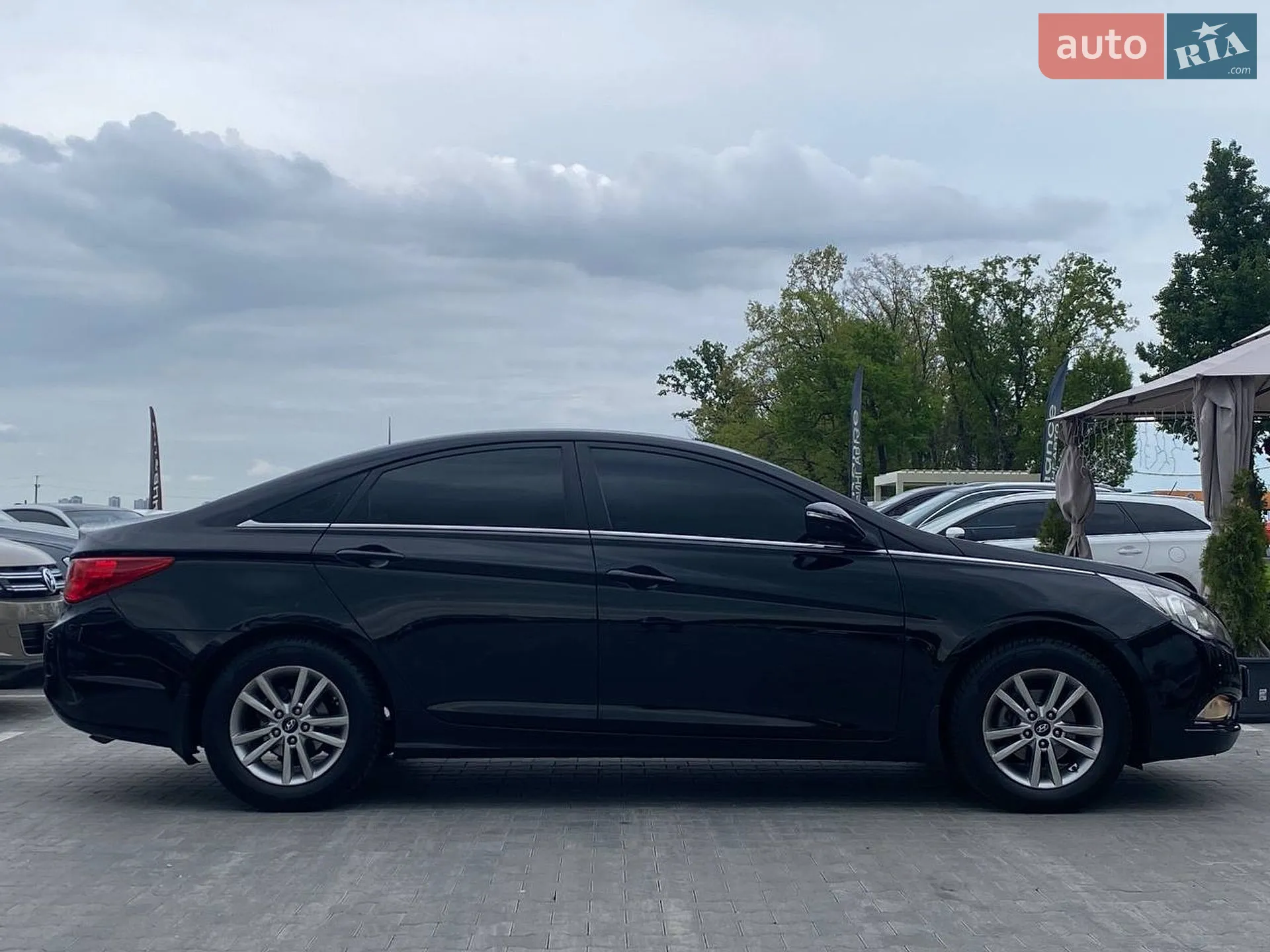 2011 Hyundai Sonata - мініатюра 11