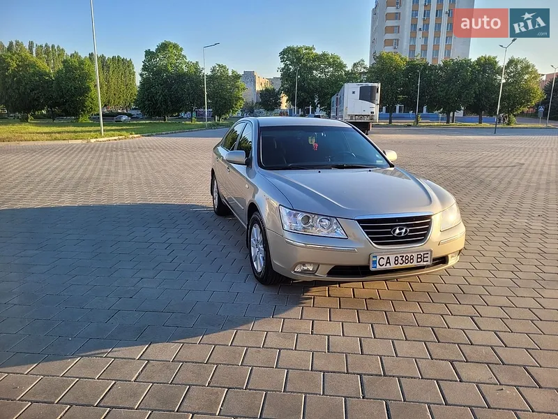 Hyundai Sonata