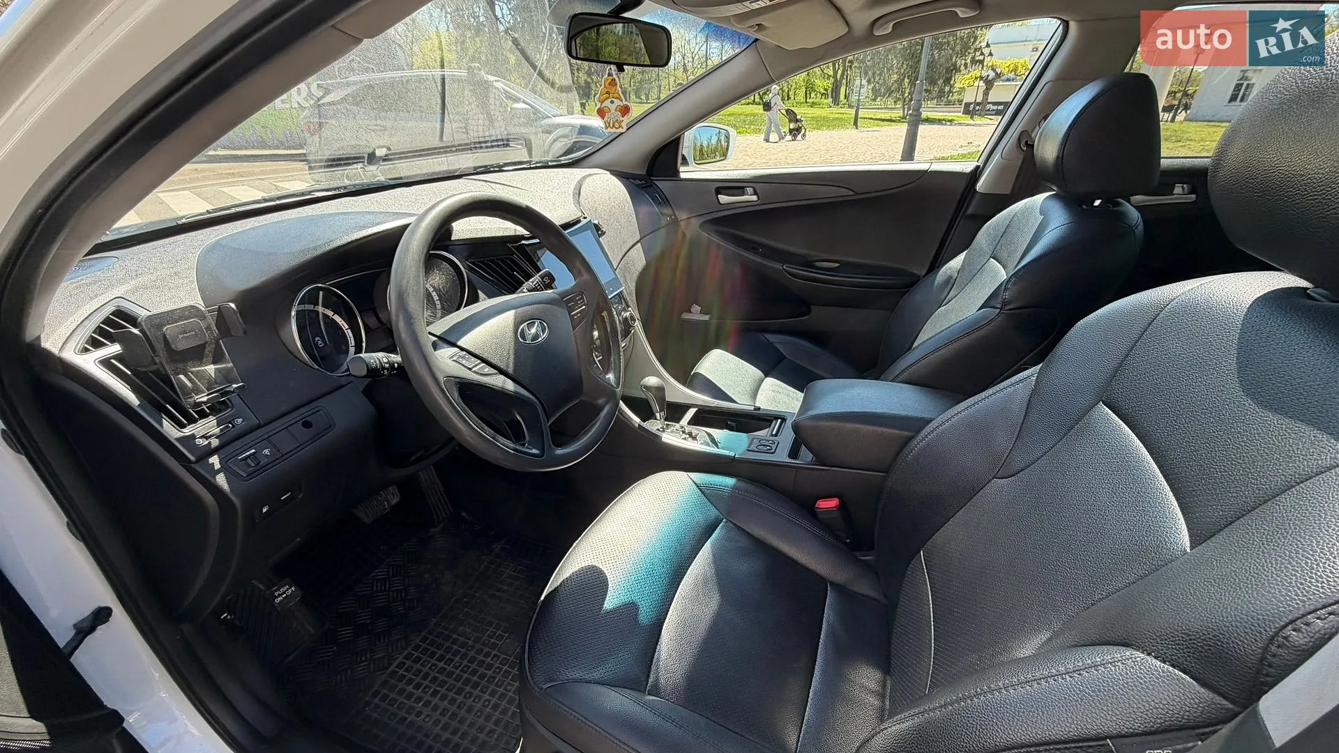 2011 Hyundai Sonata - мініатюра 7