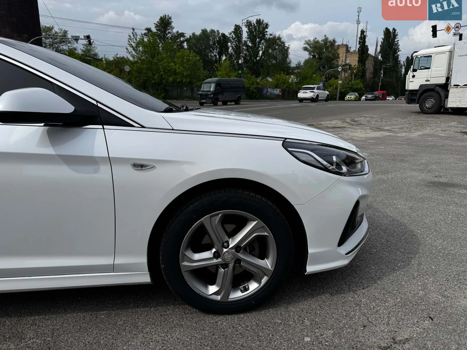 2017 Hyundai Sonata - мініатюра 5