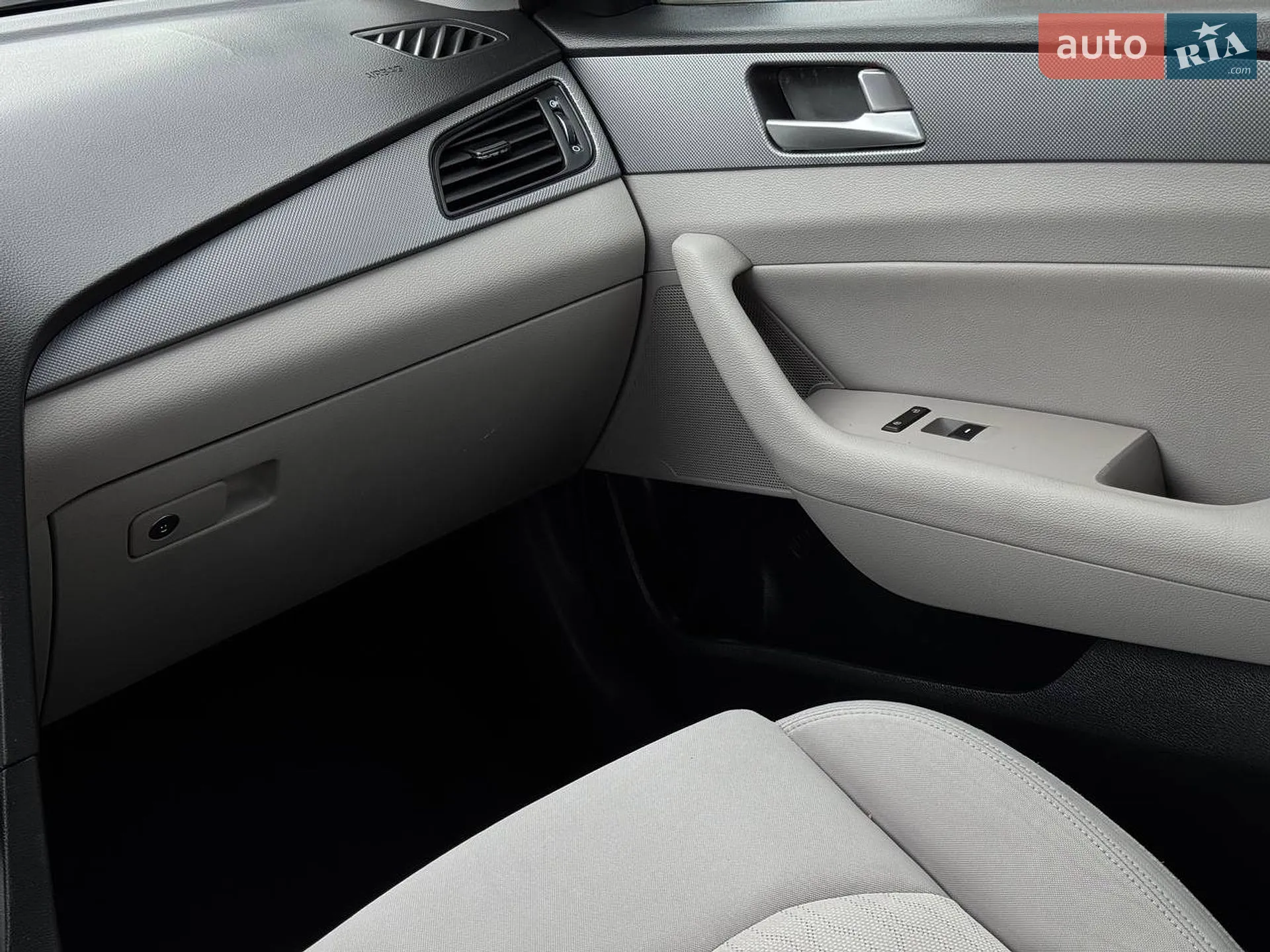 2016 Hyundai Sonata - мініатюра 62