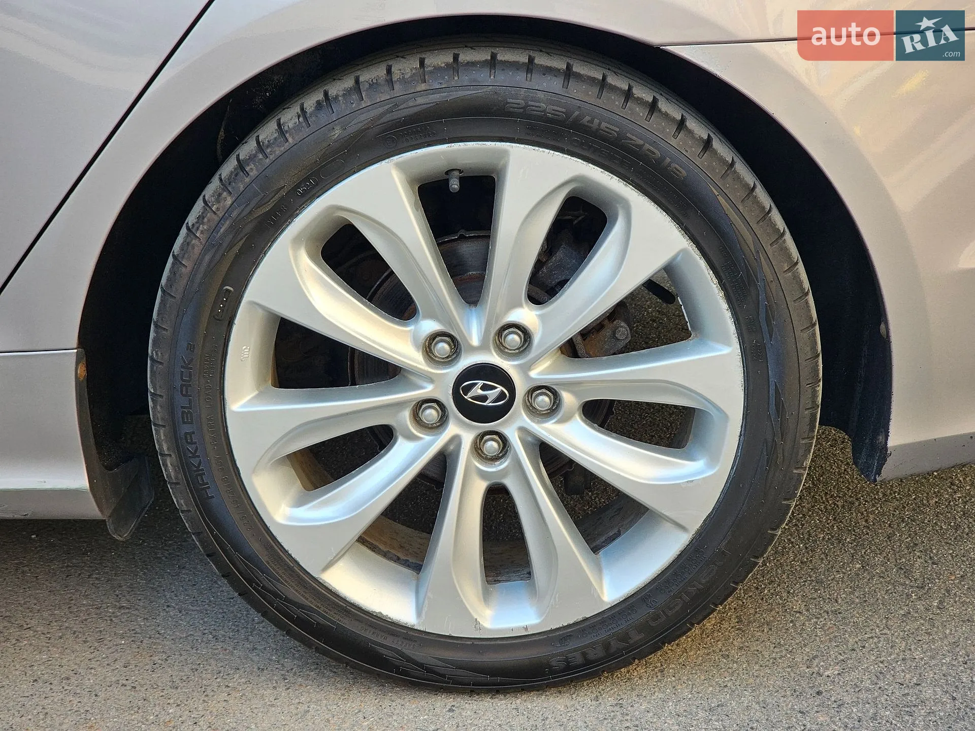 2010 Hyundai Sonata - мініатюра 17