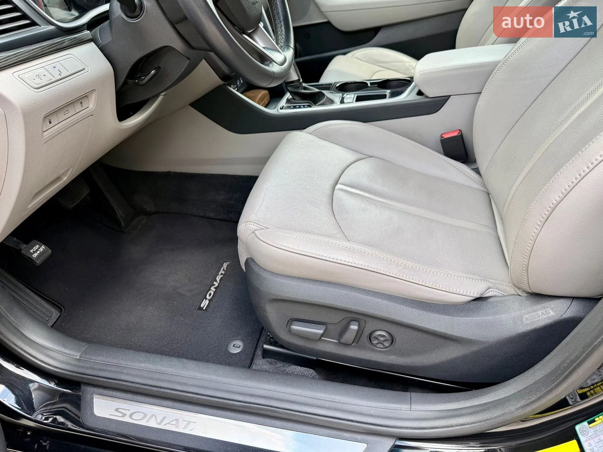 2017 Hyundai Sonata - мініатюра 23