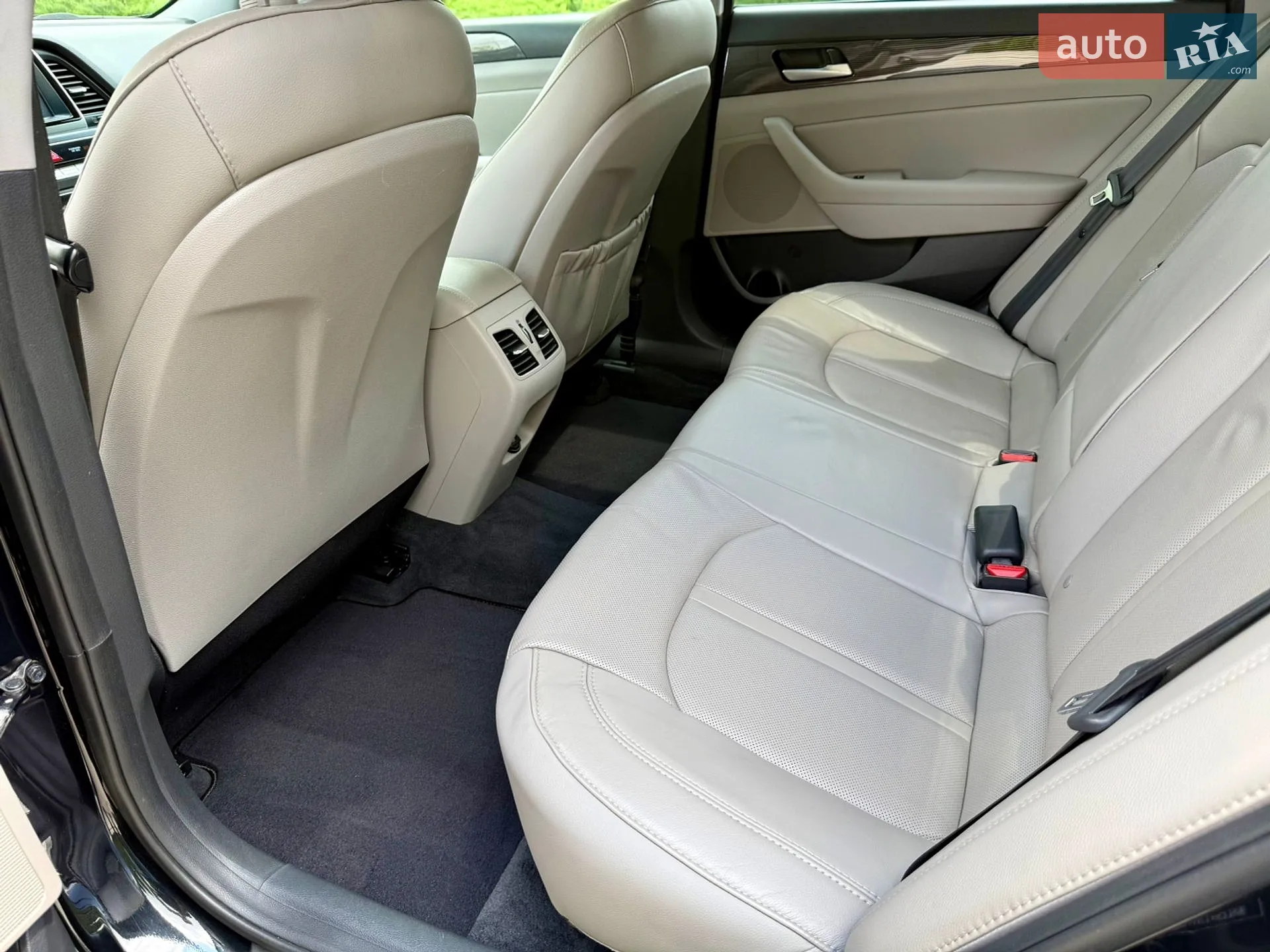 2017 Hyundai Sonata - мініатюра 27
