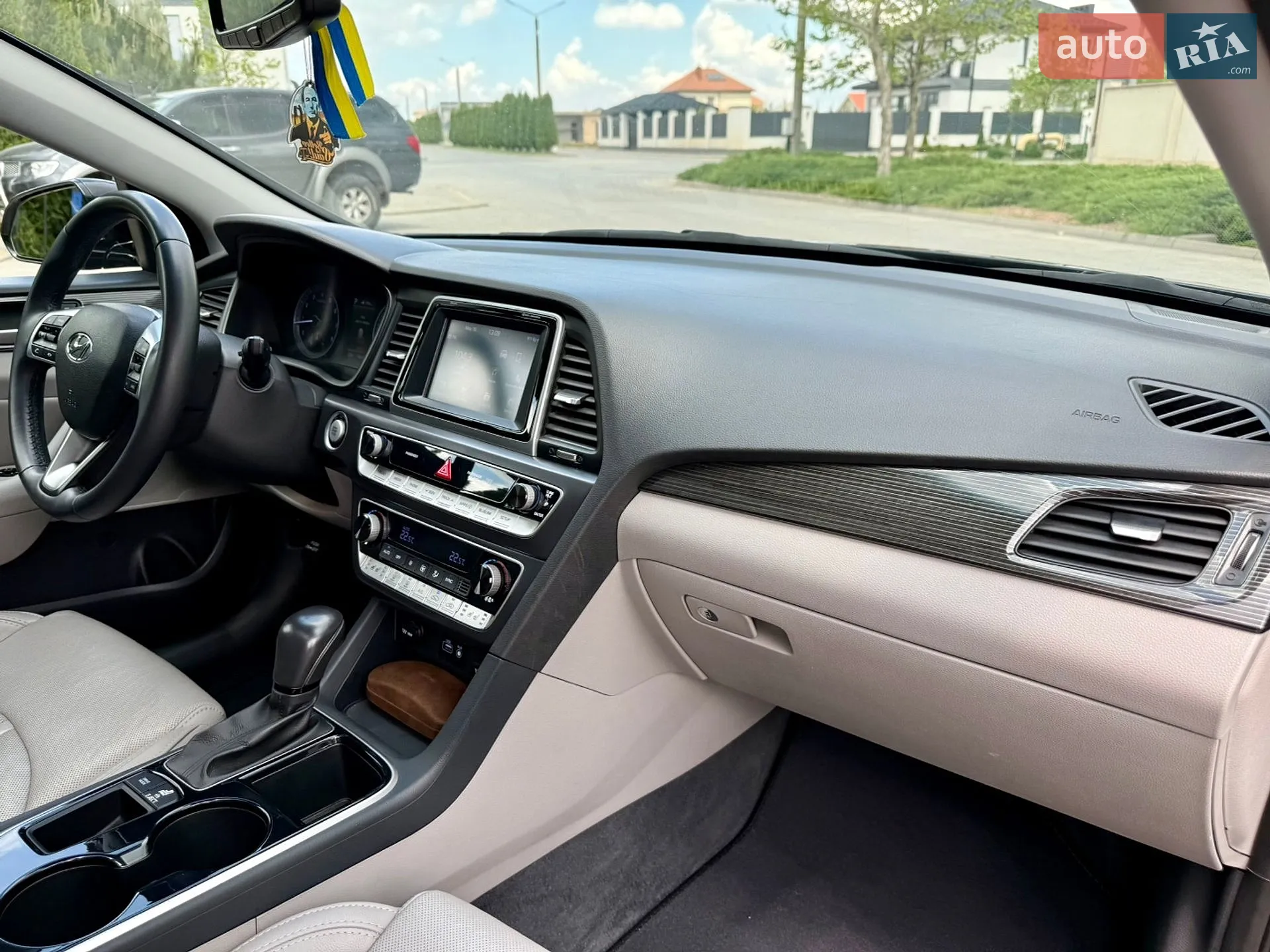 2017 Hyundai Sonata - мініатюра 36
