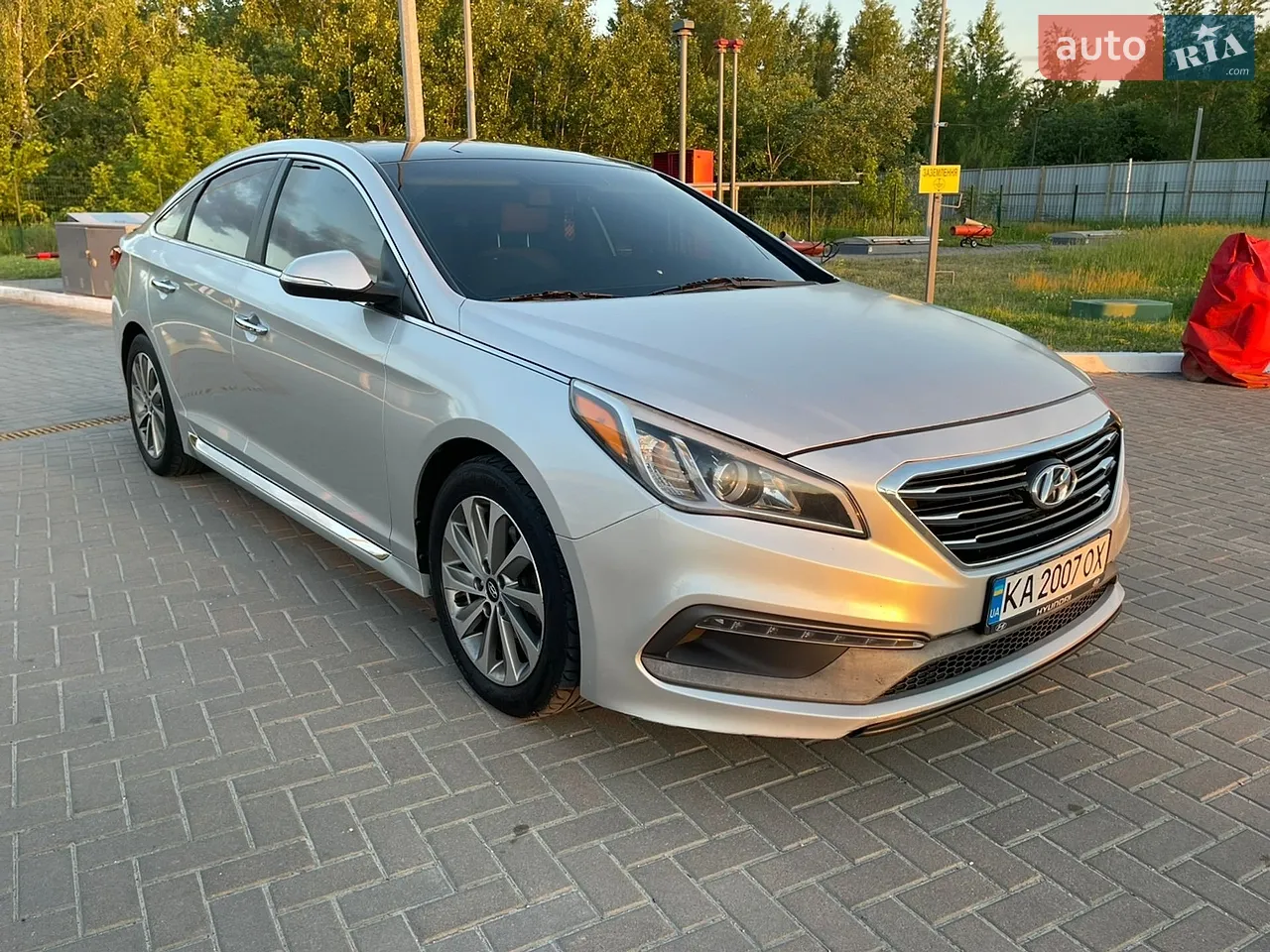 2015 Hyundai Sonata - мініатюра 19