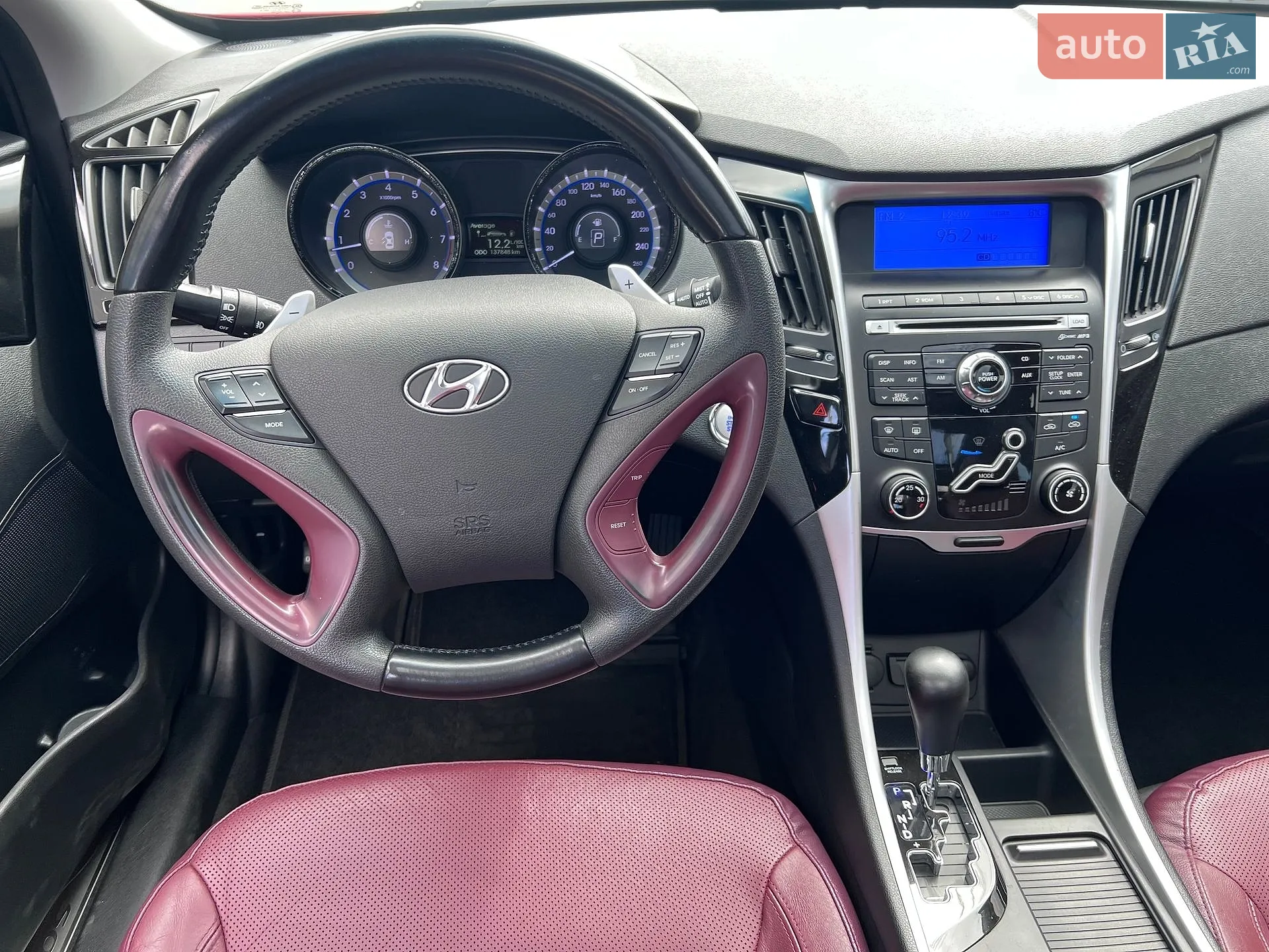2011 Hyundai Sonata - мініатюра 31
