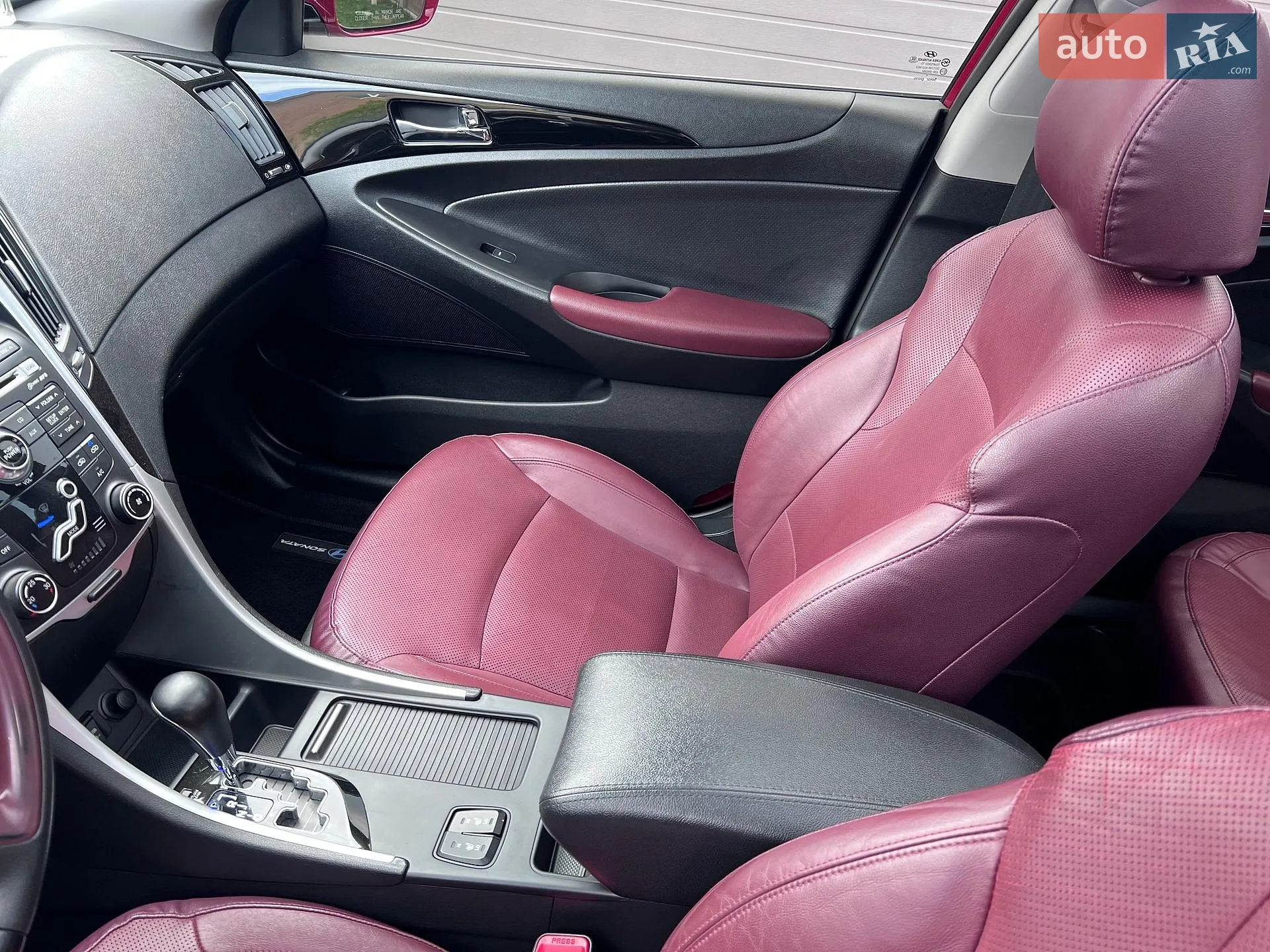 2011 Hyundai Sonata - мініатюра 43