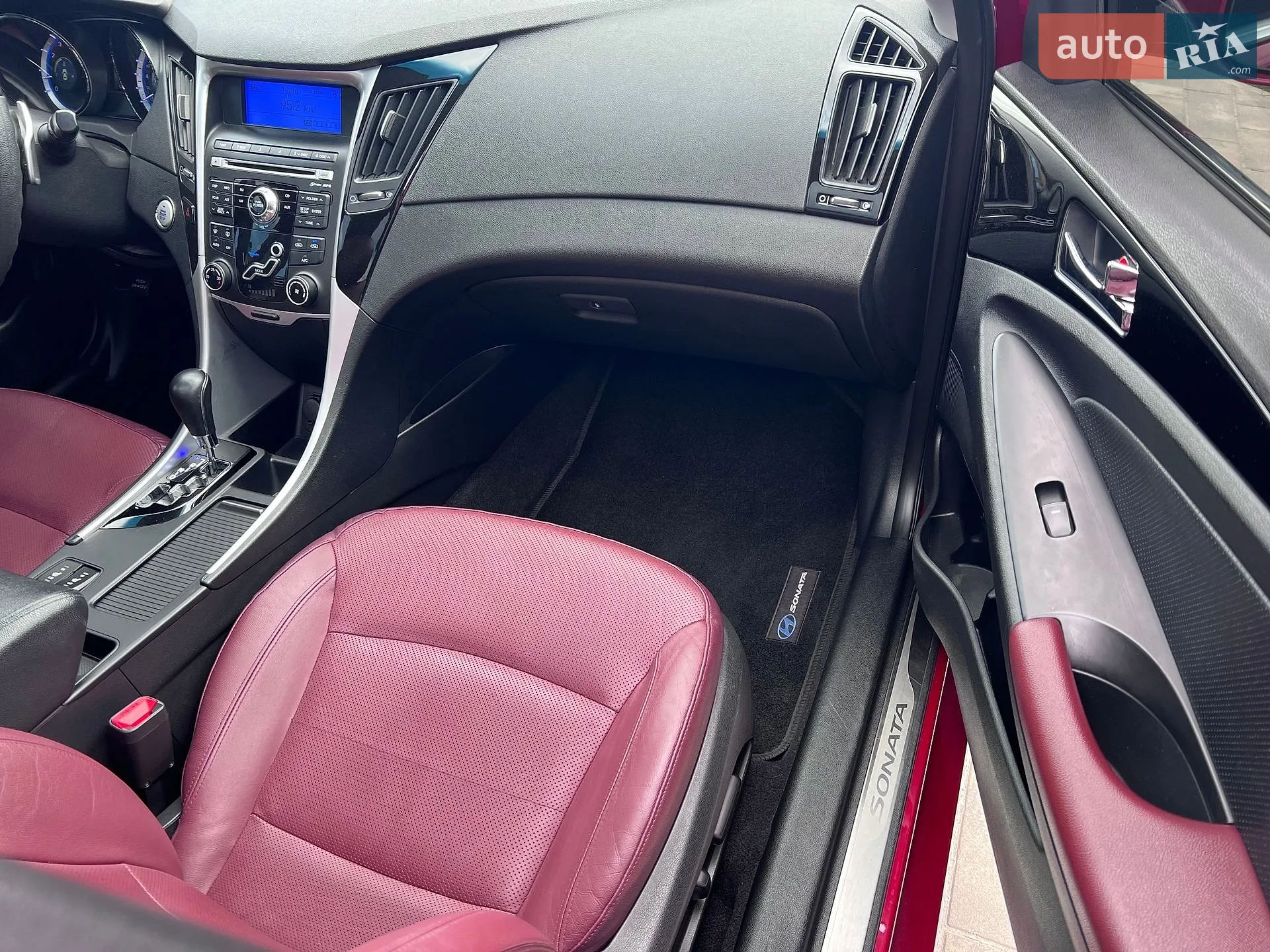 2011 Hyundai Sonata - мініатюра 52