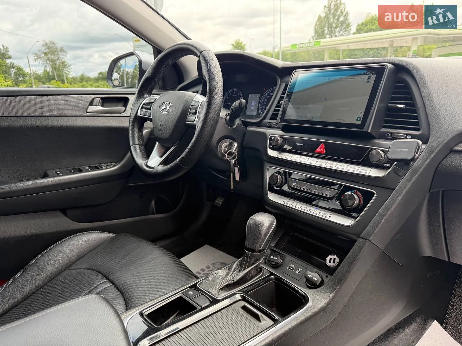2018 Hyundai Sonata - мініатюра 16