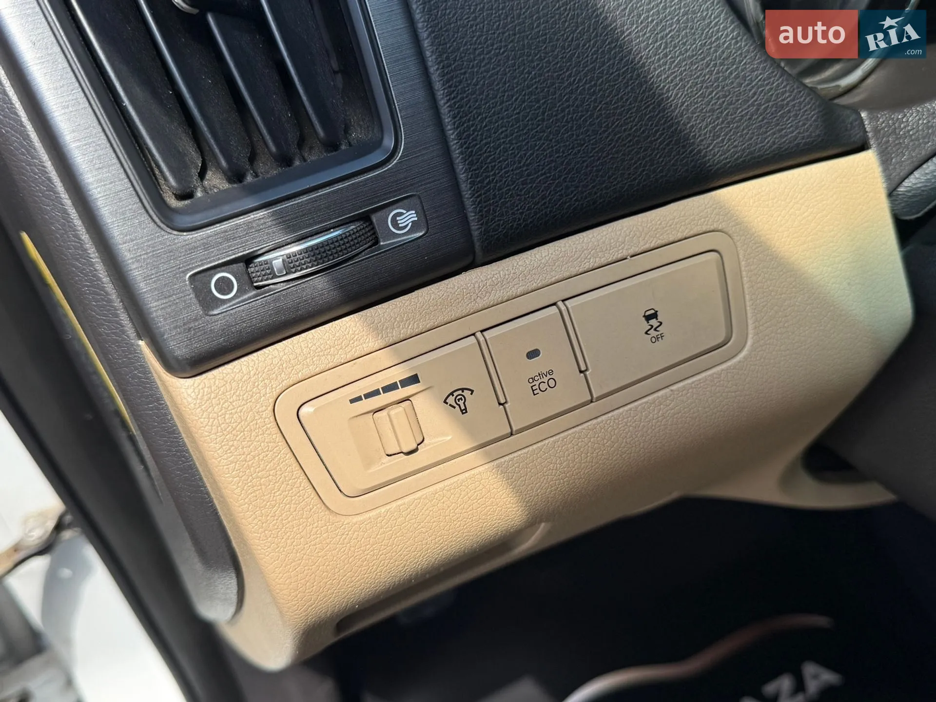2012 Hyundai Sonata - мініатюра 47