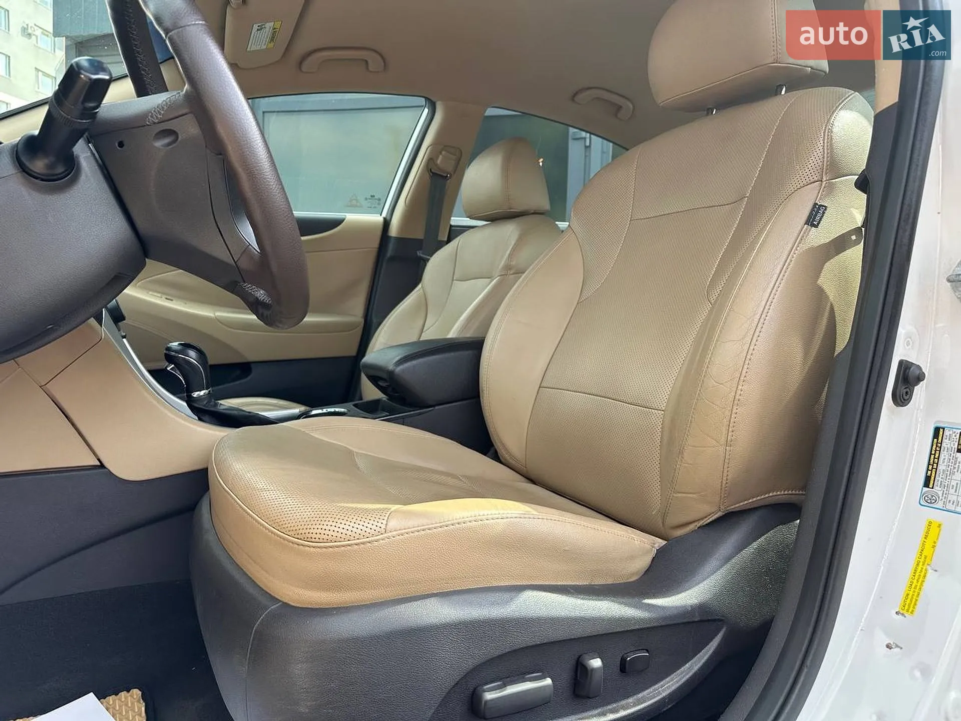 2012 Hyundai Sonata - мініатюра 16