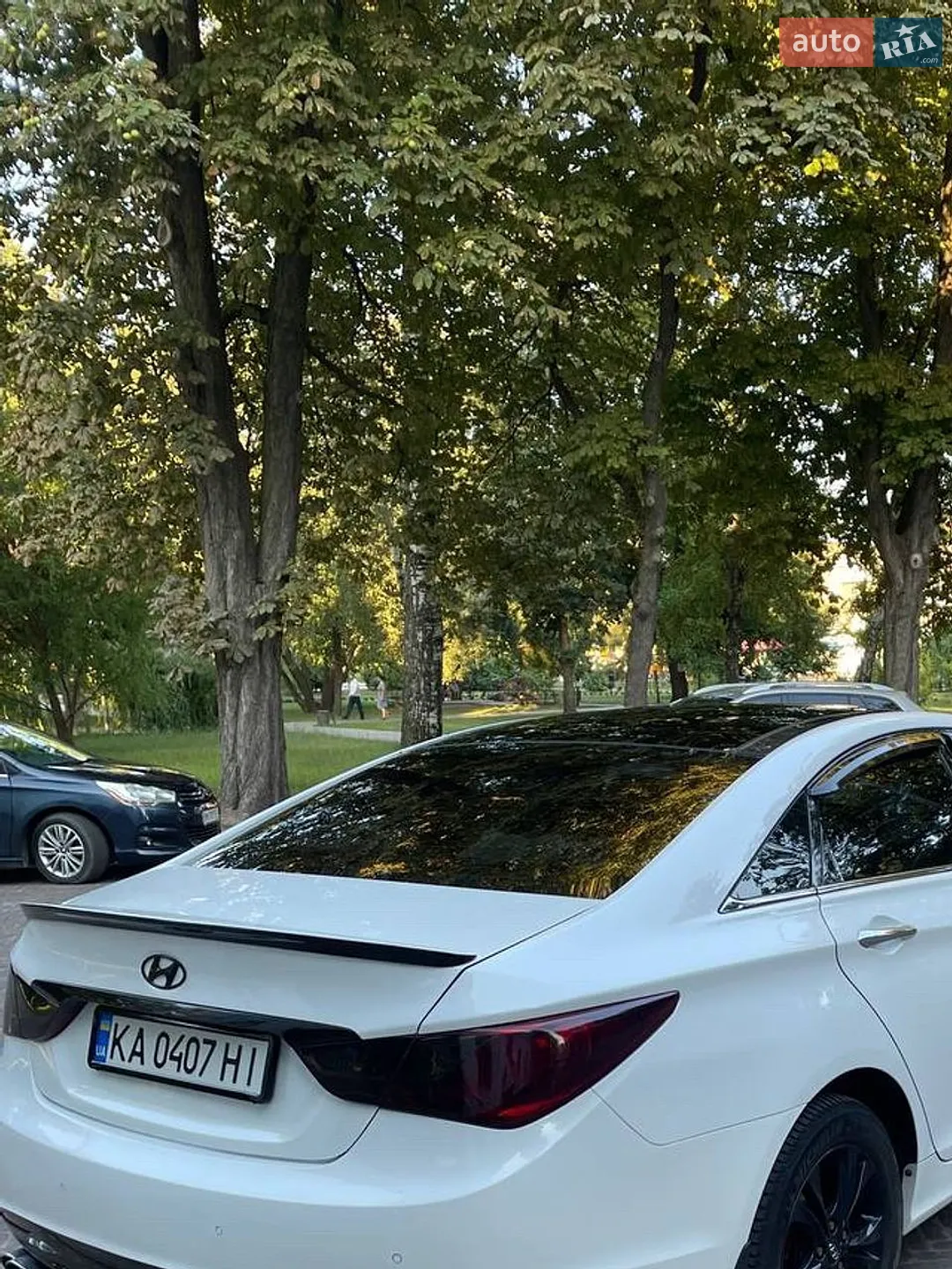 2010 Hyundai Sonata - мініатюра 3
