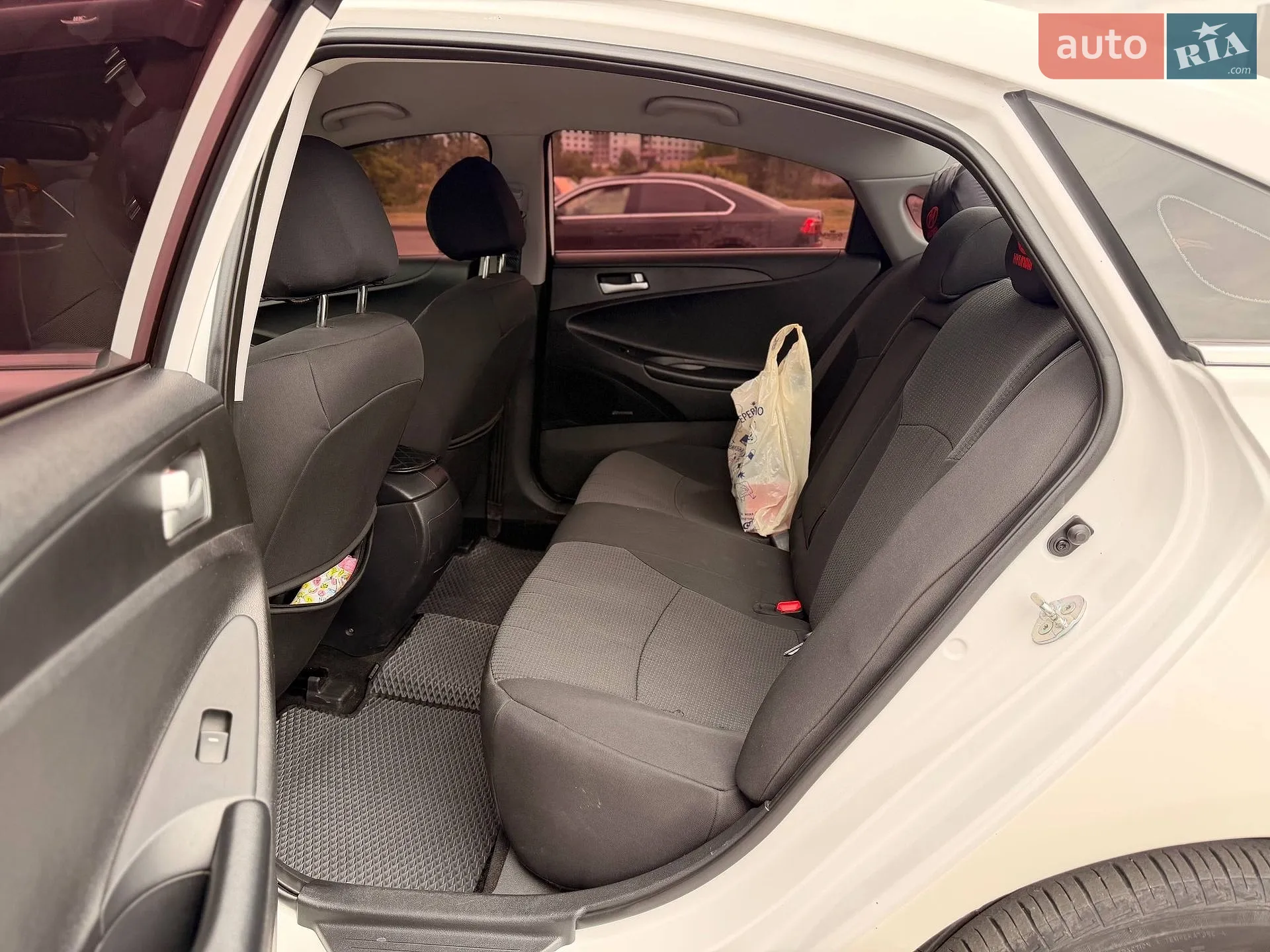 2012 Hyundai Sonata - мініатюра 43
