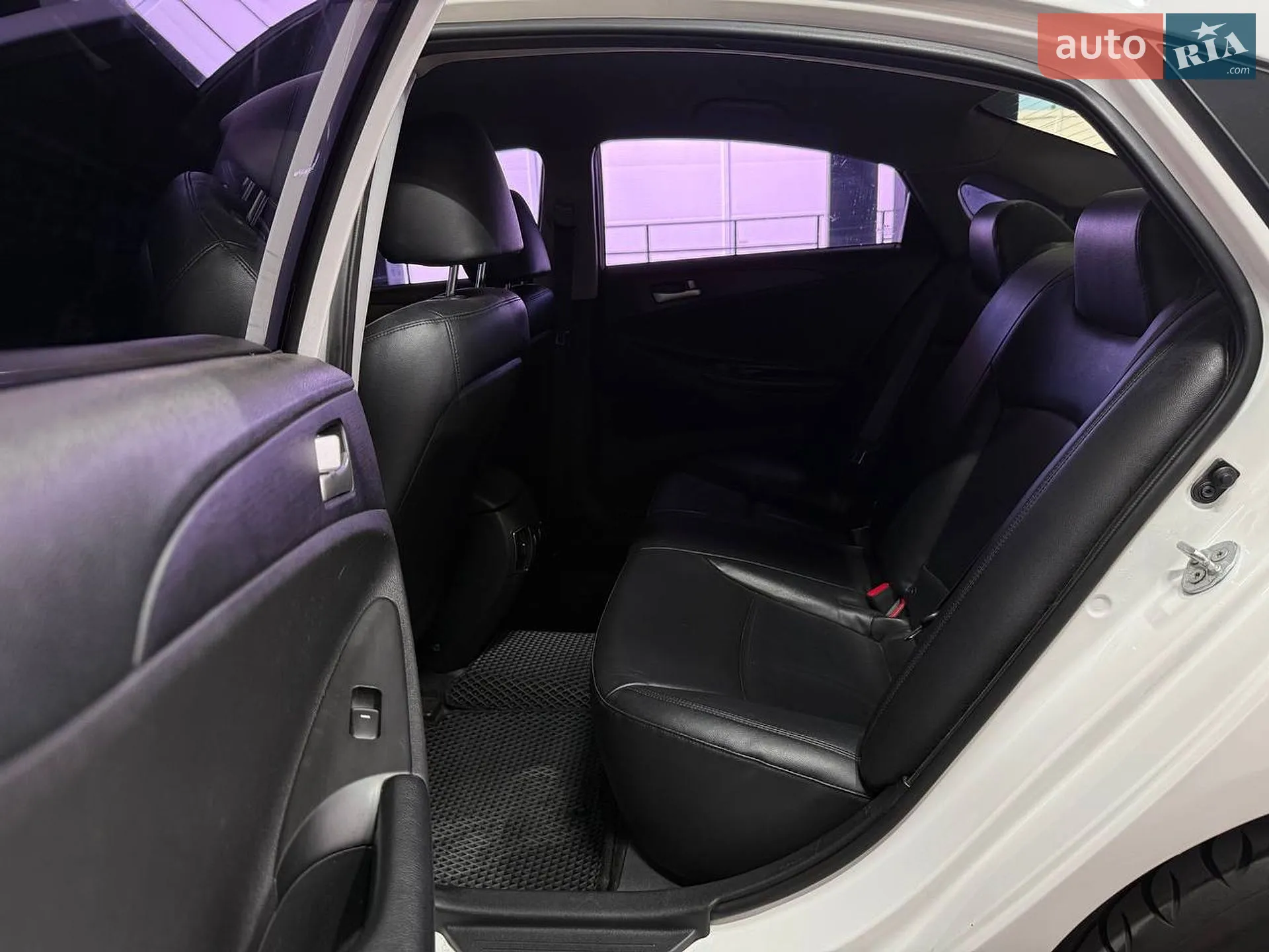 2013 Hyundai Sonata - мініатюра 14