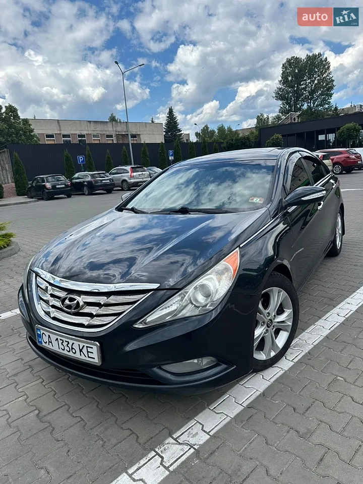 2010 Hyundai Sonata - мініатюра 13