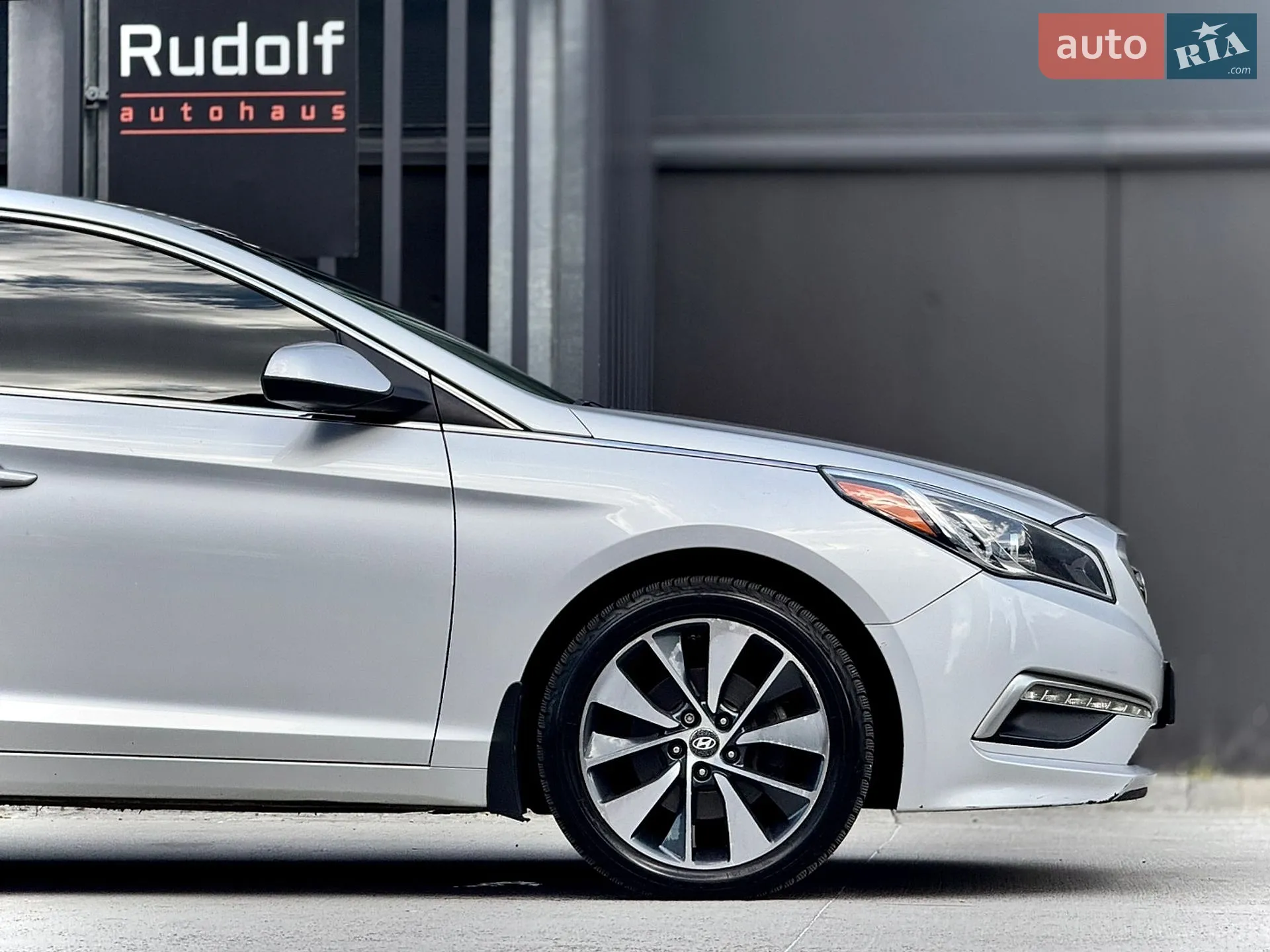 2015 Hyundai Sonata - мініатюра 8
