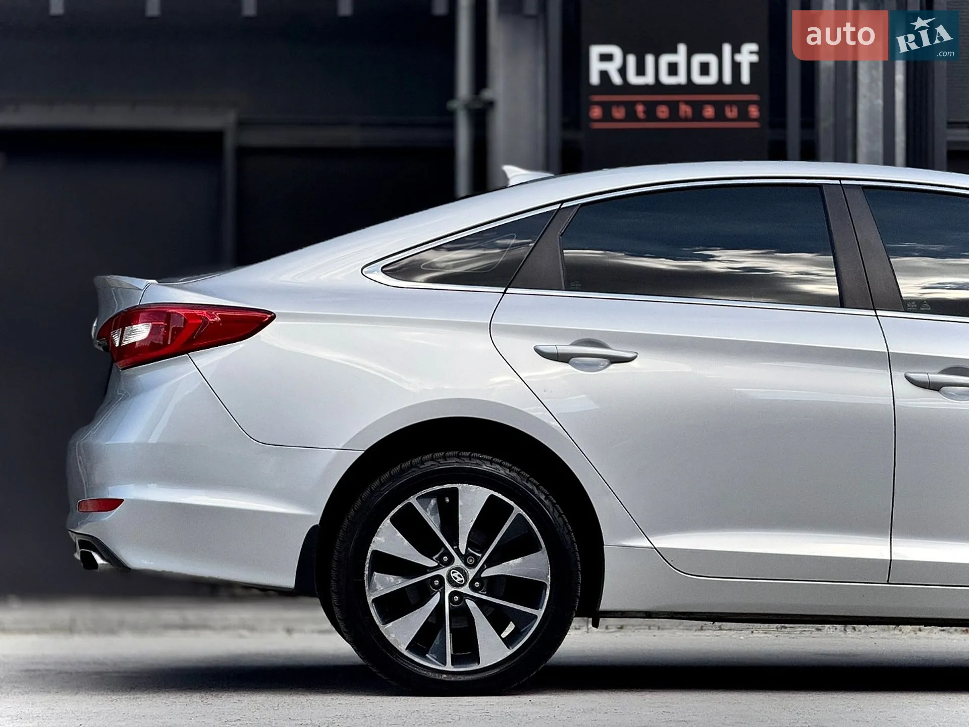2015 Hyundai Sonata - мініатюра 9